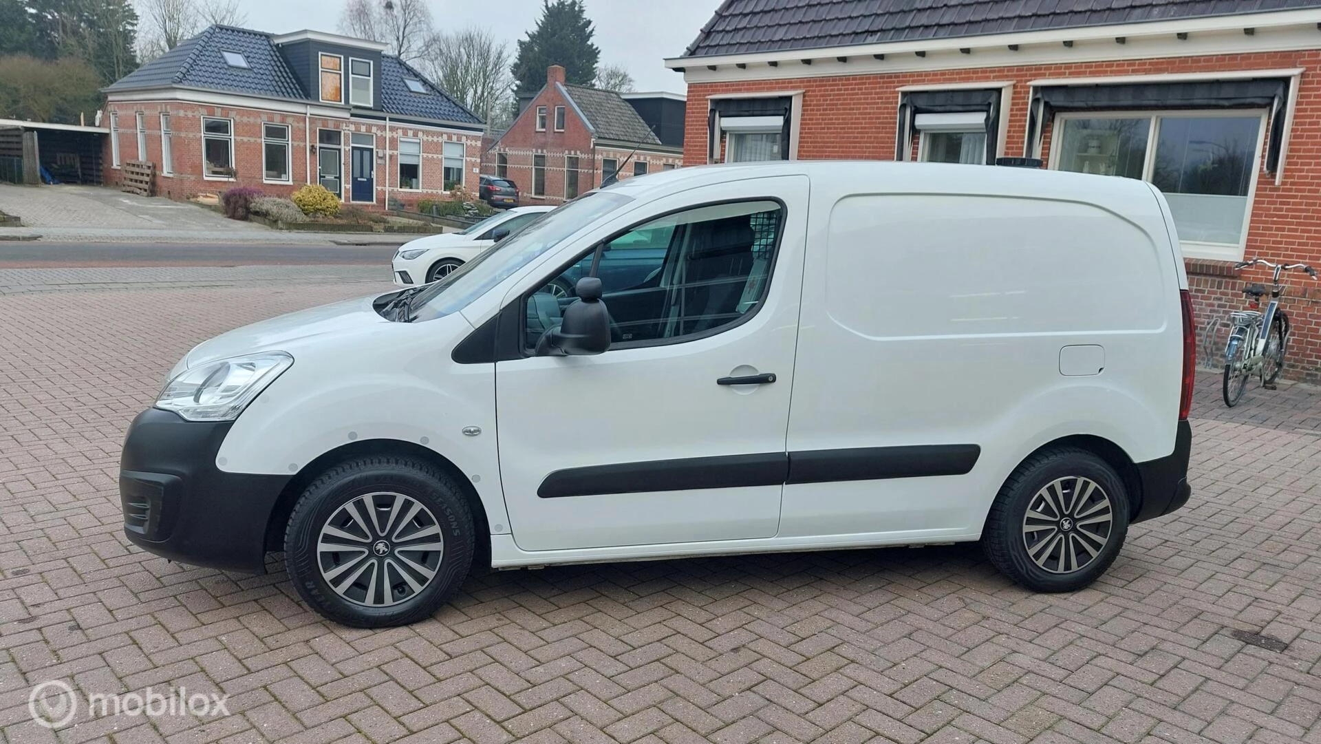 Hoofdafbeelding Peugeot Partner