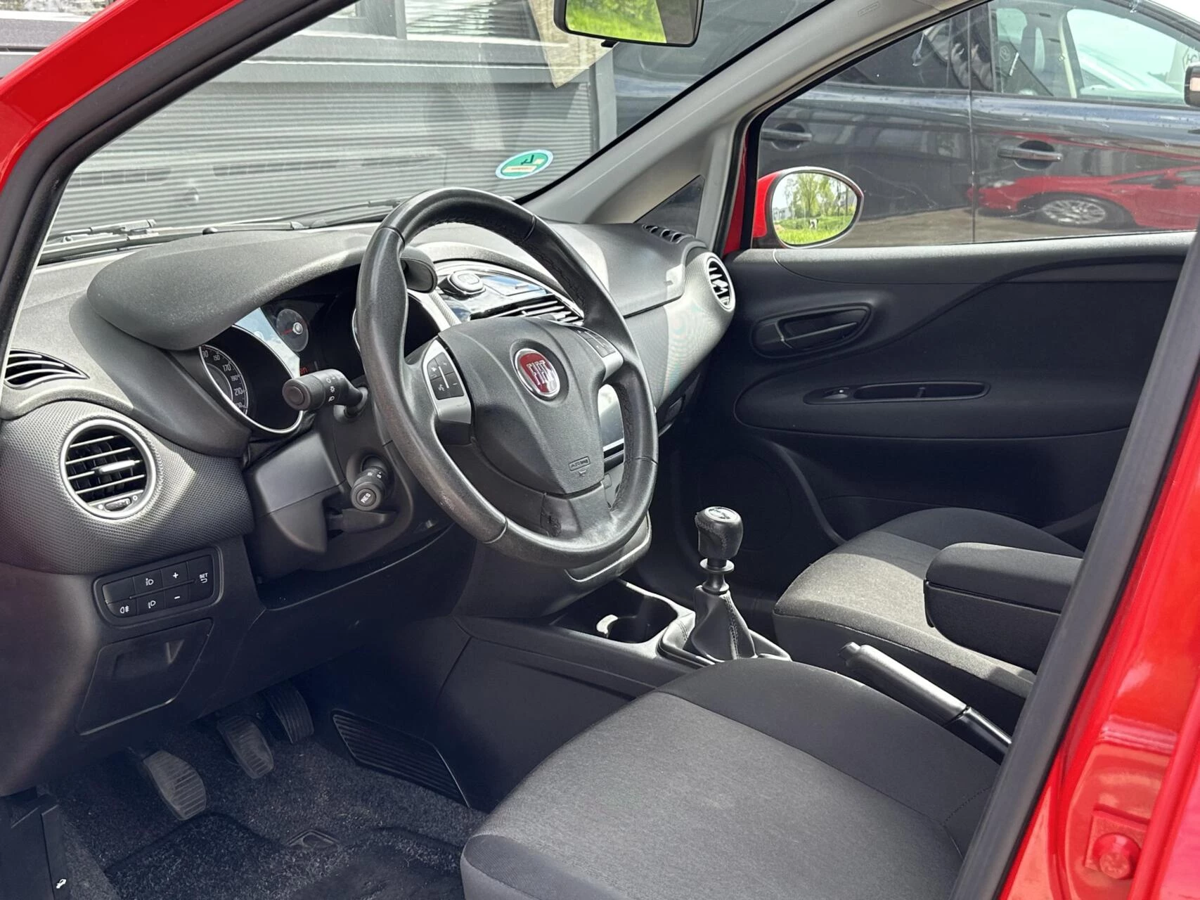 Hoofdafbeelding Fiat Punto