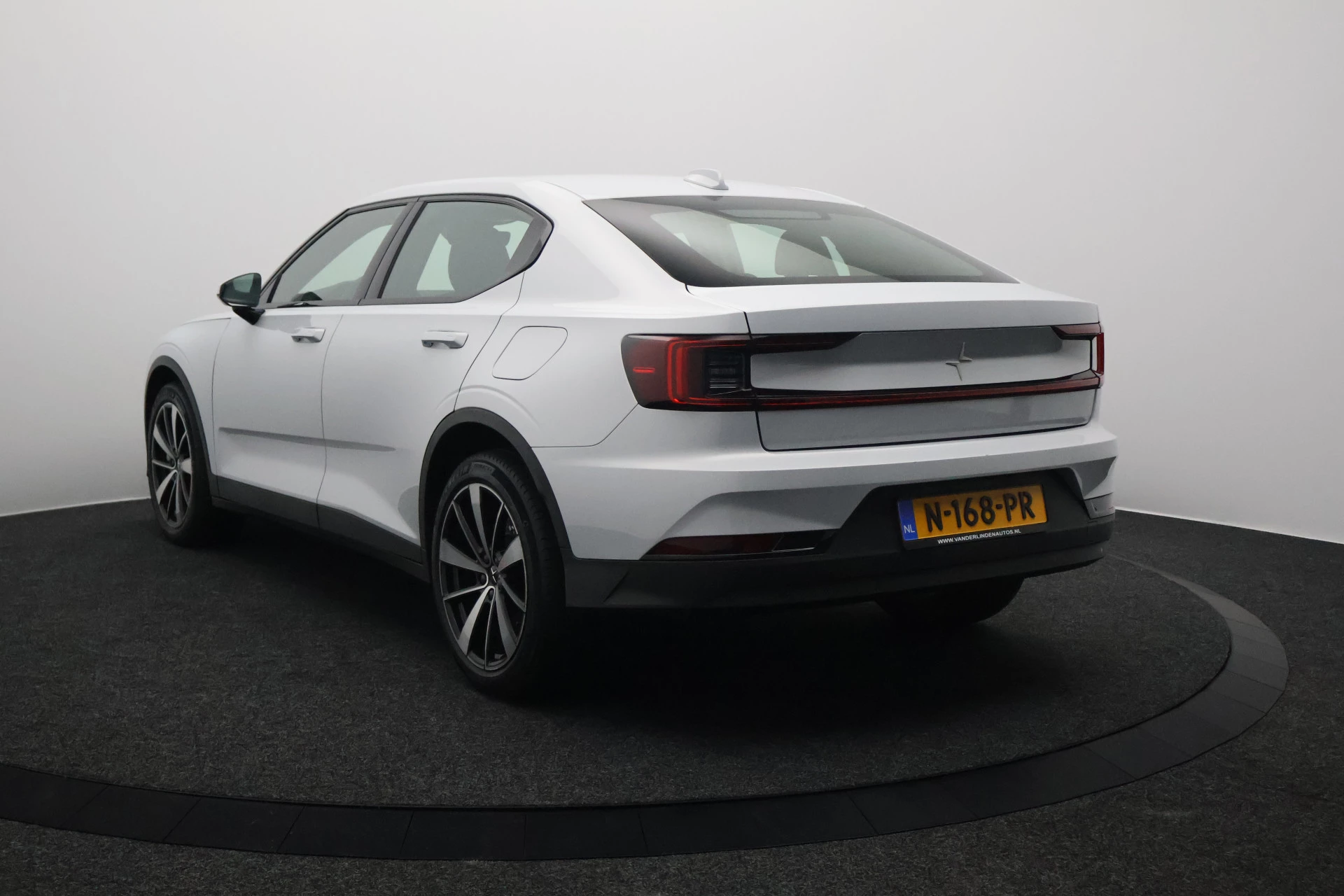 Hoofdafbeelding Polestar 2