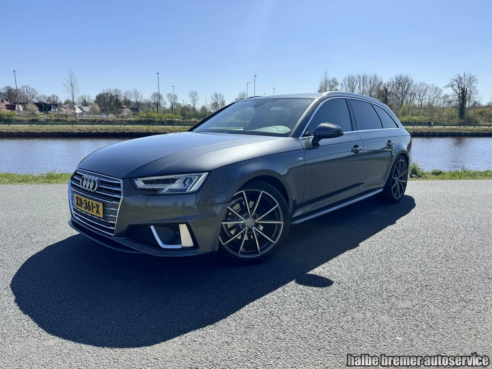 Hoofdafbeelding Audi A4