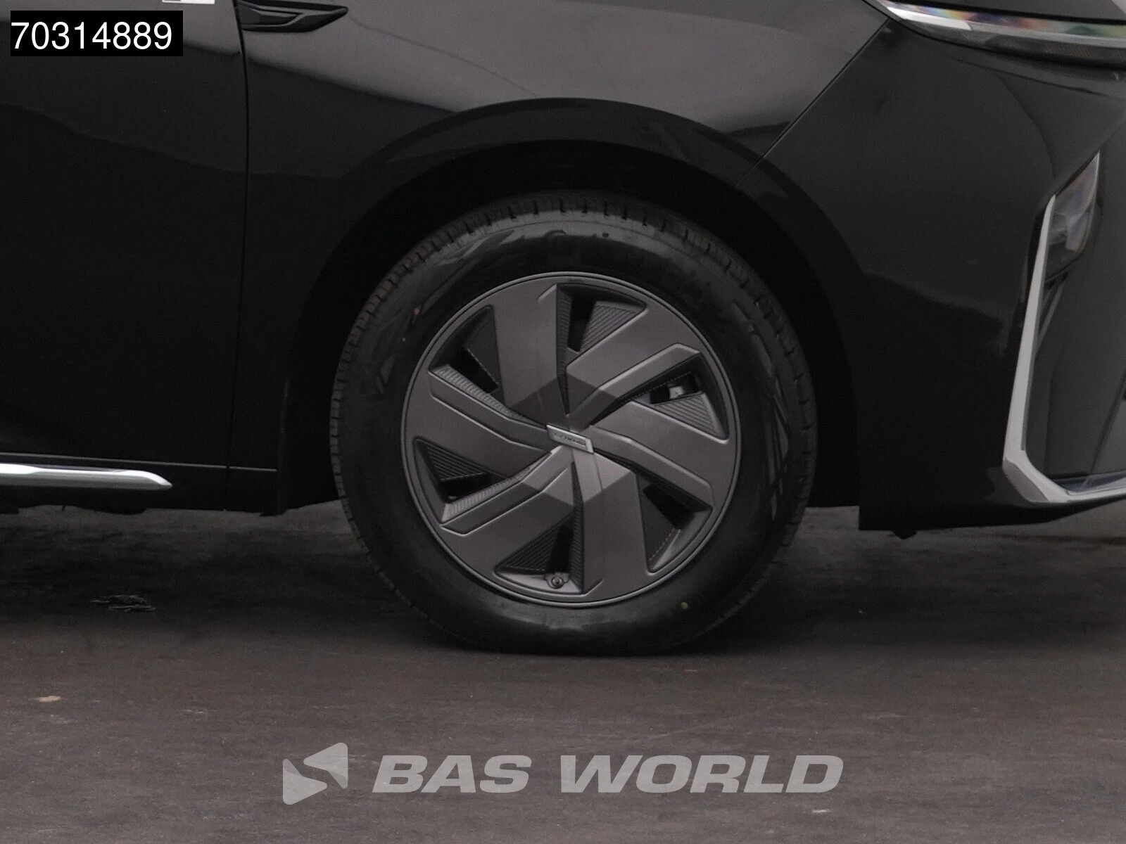 Hoofdafbeelding Maxus MIFA 9