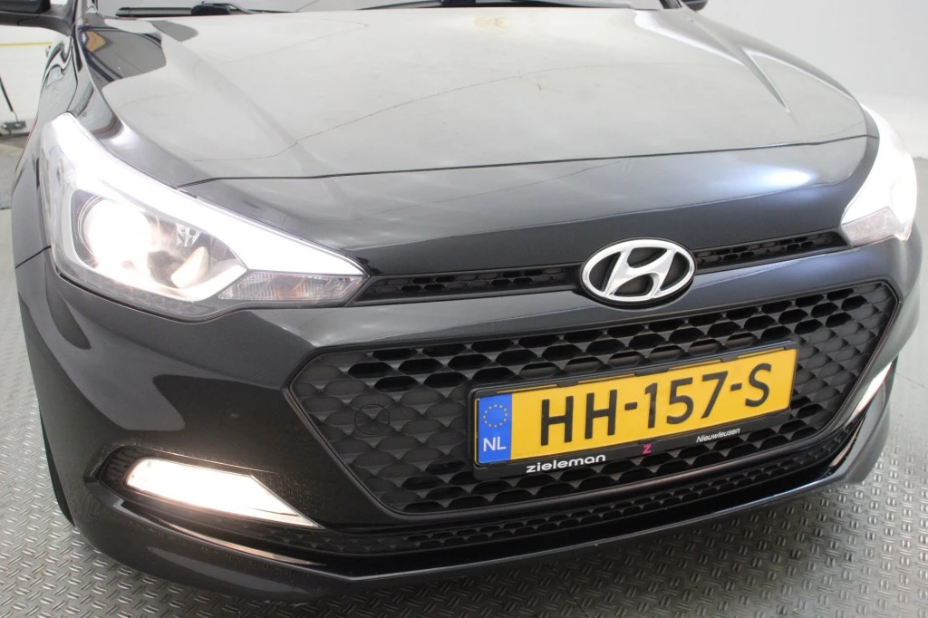 Hoofdafbeelding Hyundai i20