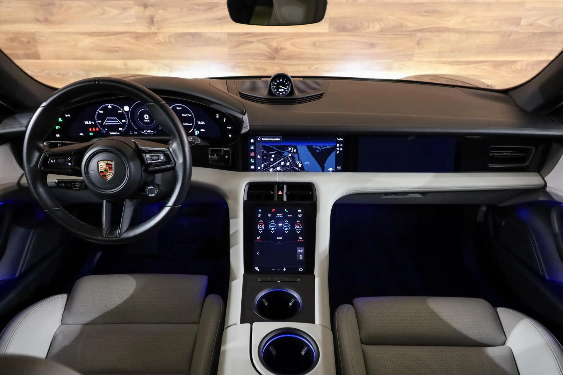 Hoofdafbeelding Porsche Taycan