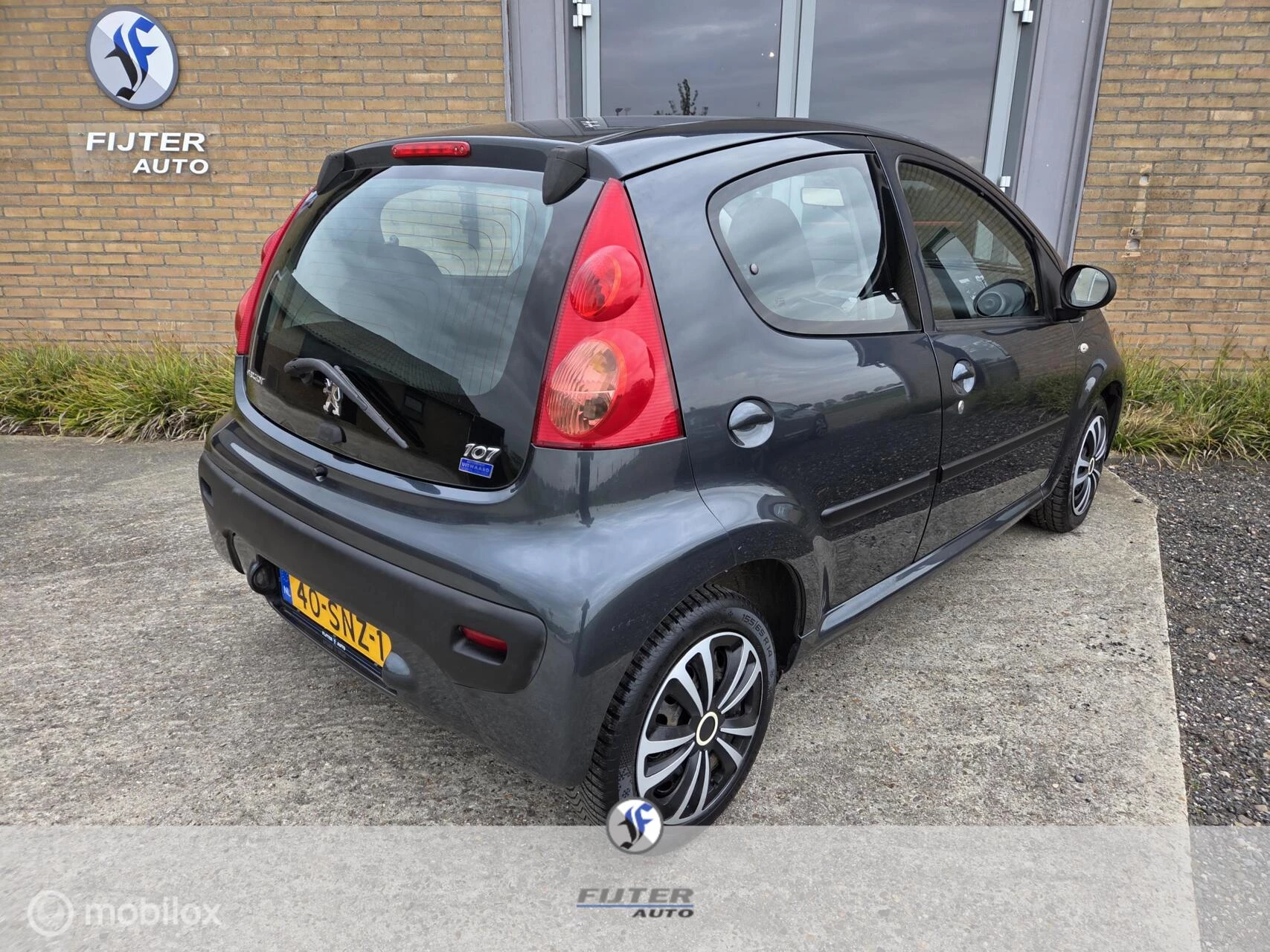 Hoofdafbeelding Peugeot 107