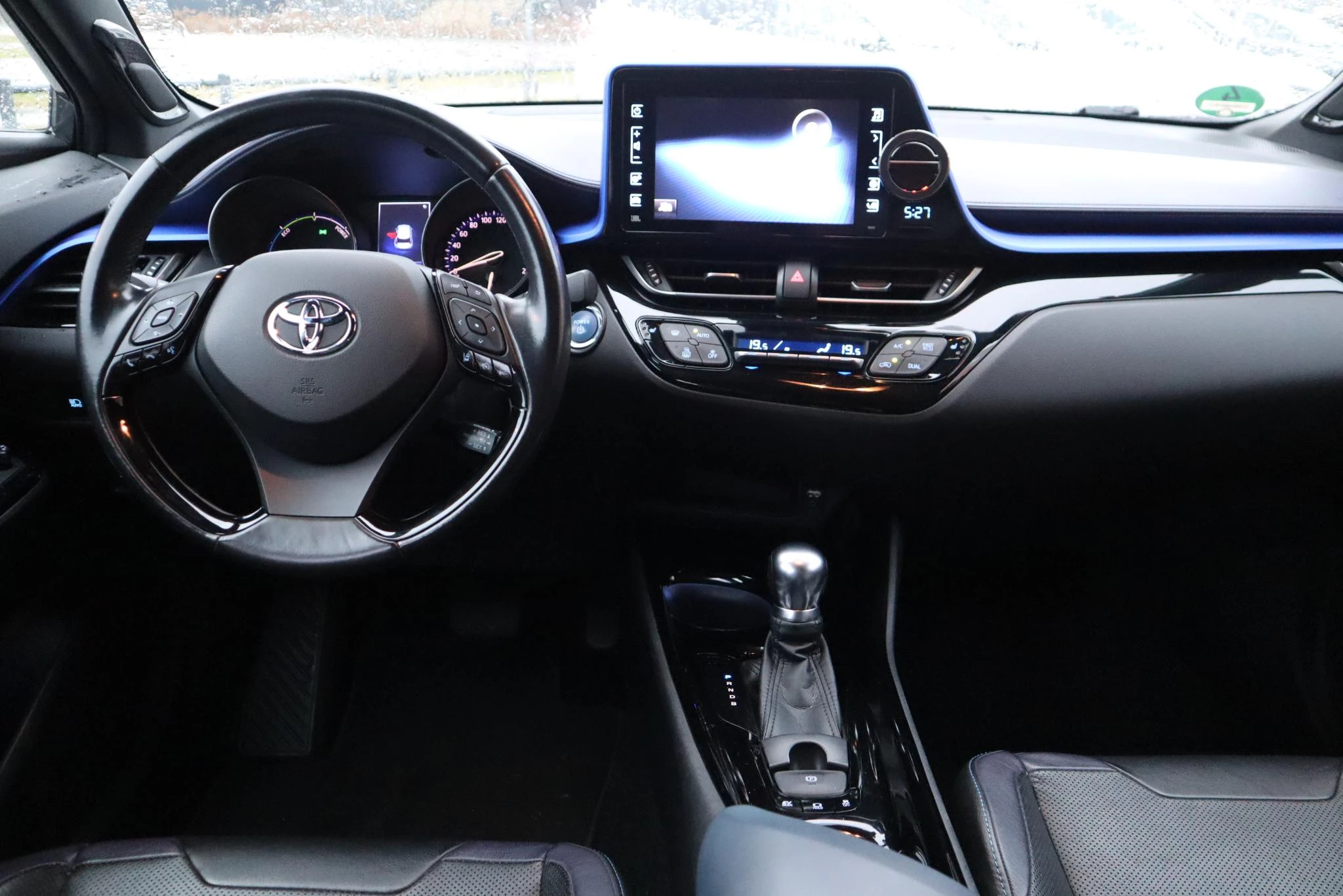 Hoofdafbeelding Toyota C-HR