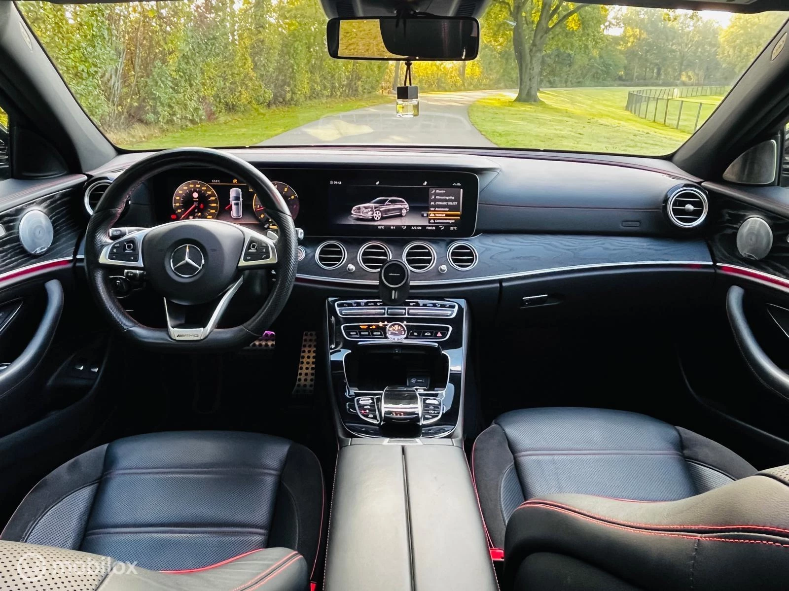 Hoofdafbeelding Mercedes-Benz E-Klasse