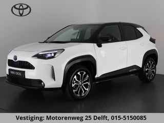 Toyota Yaris Cross 1.5 Hybrid First Edition . Stoel verwarming . Dodehoek sensor . Navigatie .Garantie tot 2032 !