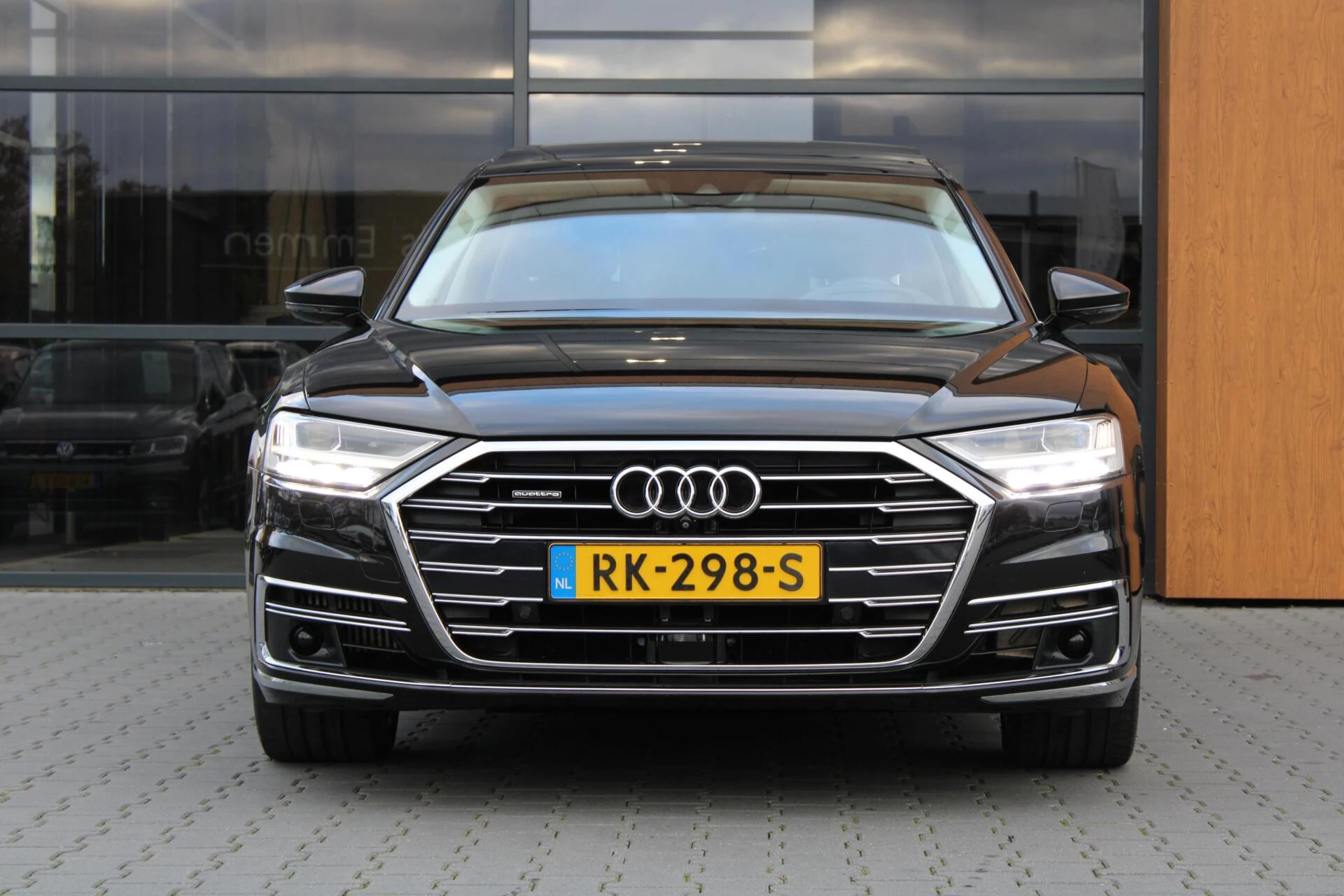 Hoofdafbeelding Audi A8