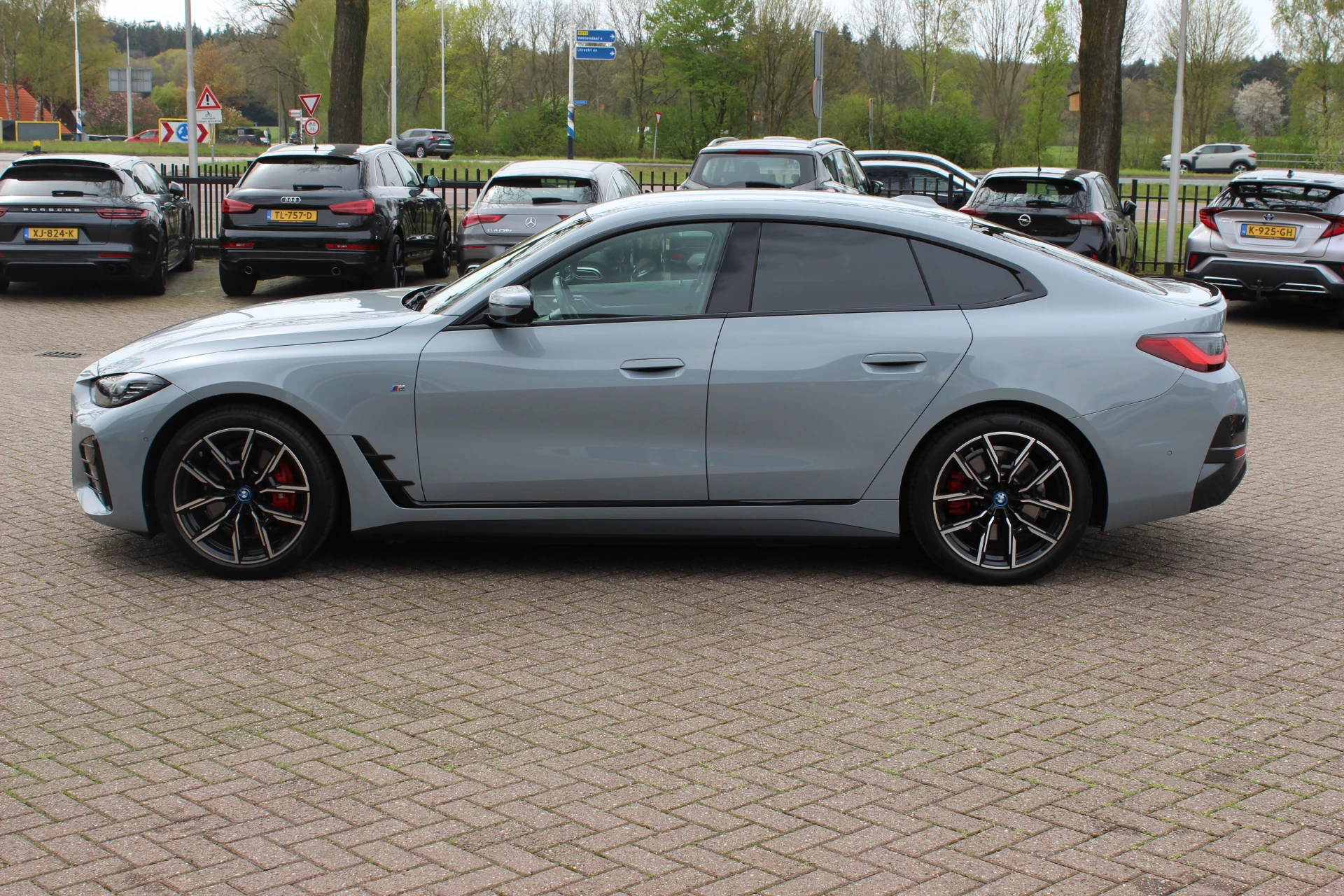 Hoofdafbeelding BMW i4