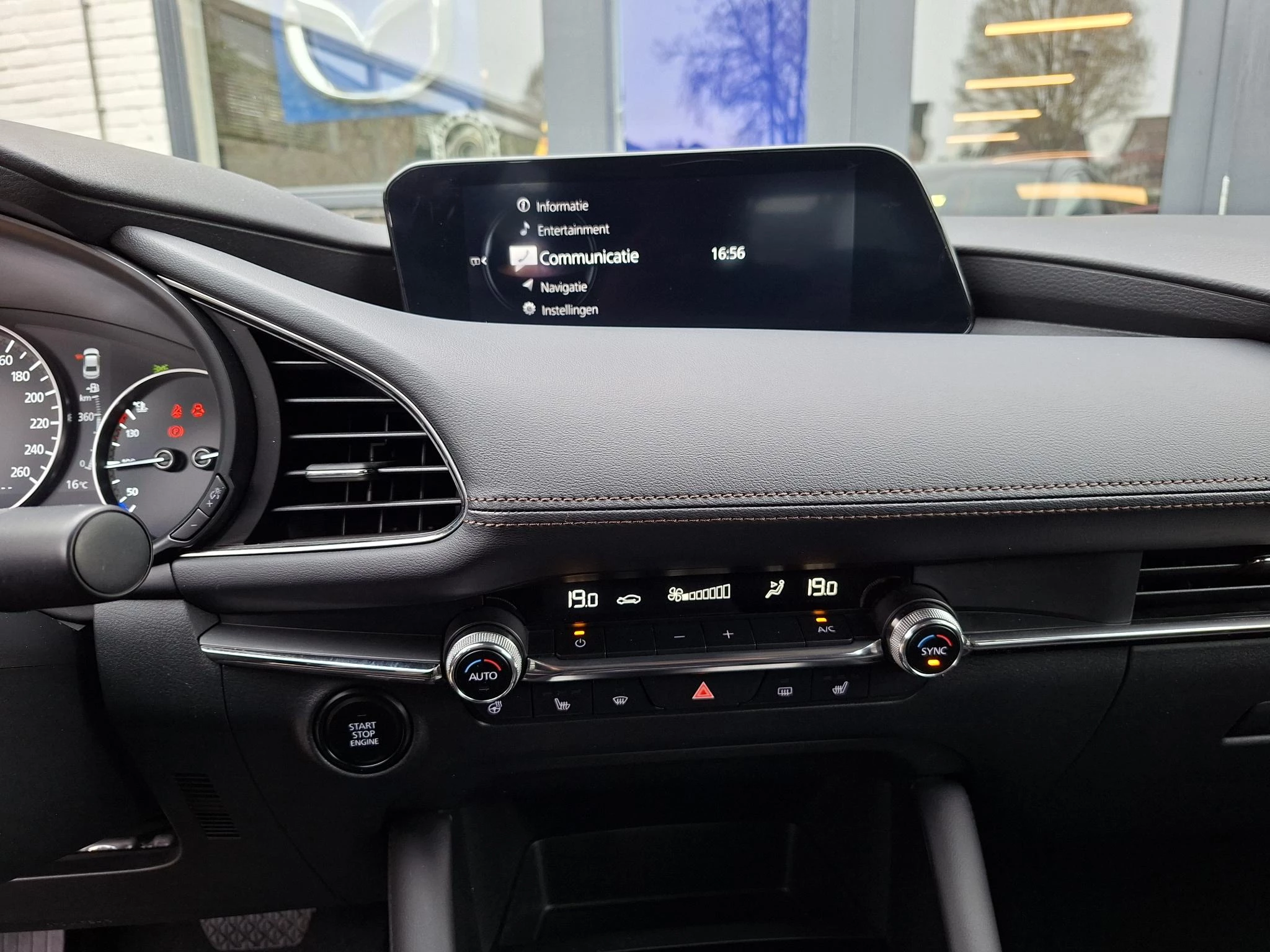 Hoofdafbeelding Mazda 3