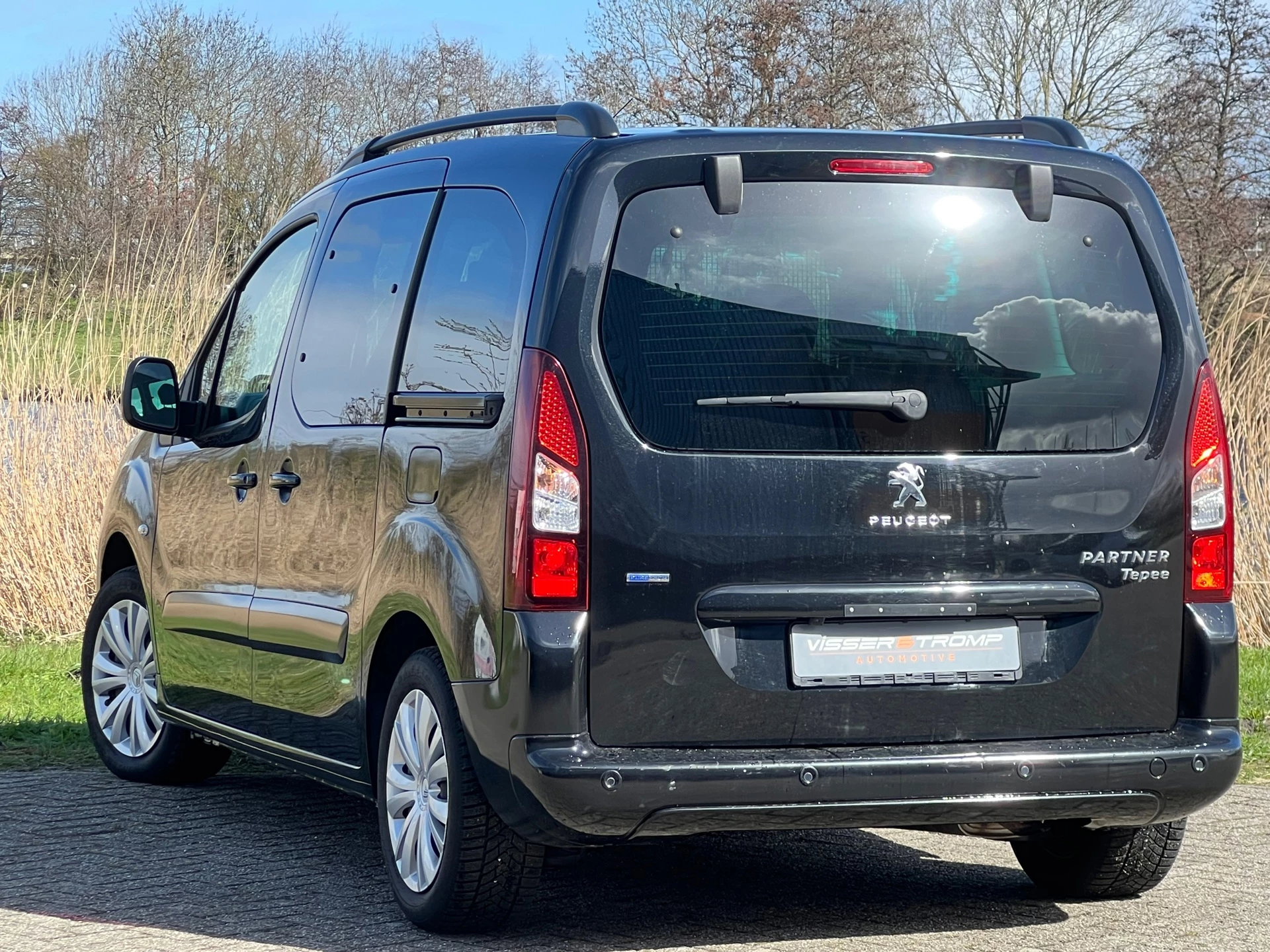 Hoofdafbeelding Peugeot Partner