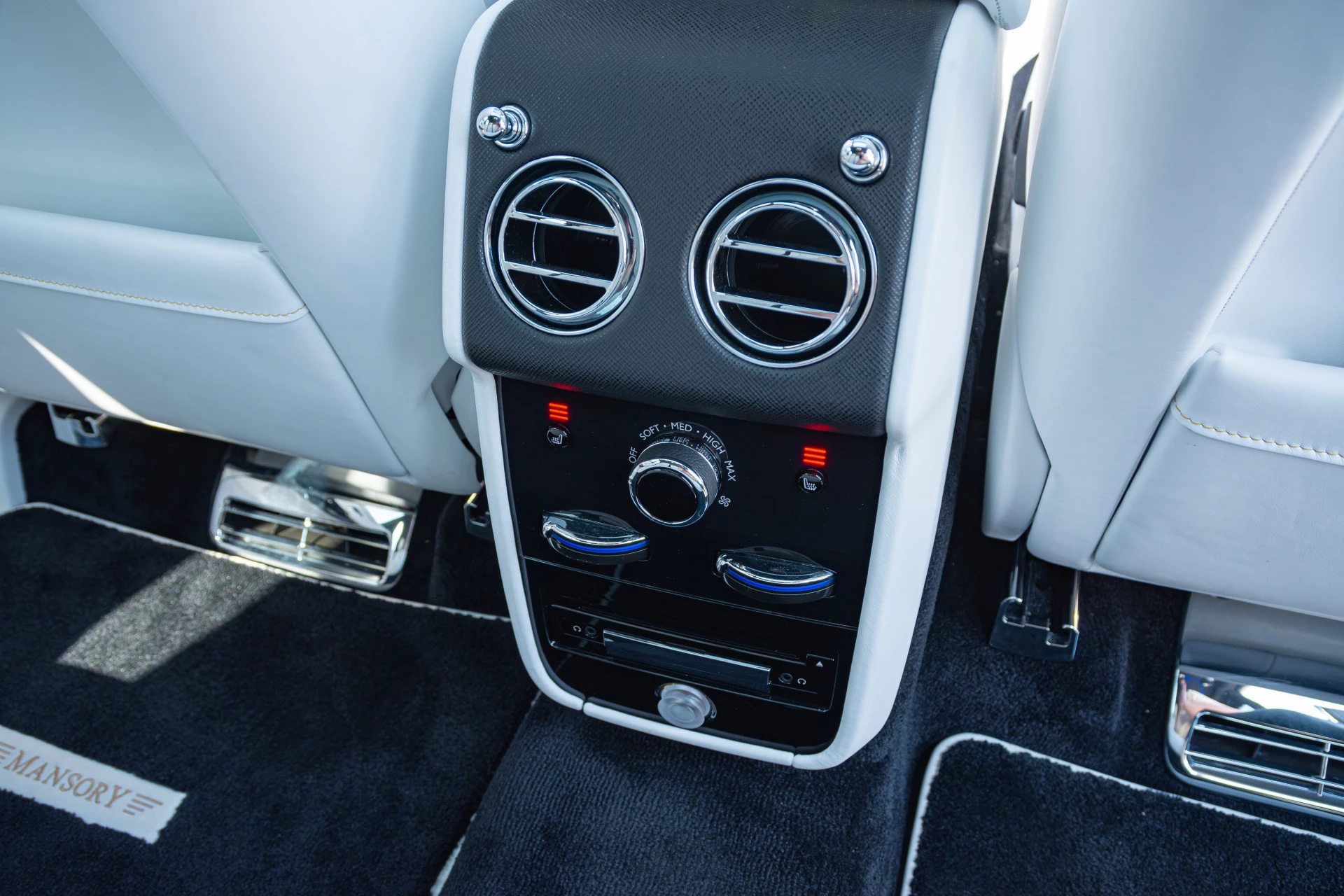Hoofdafbeelding Rolls-Royce Cullinan