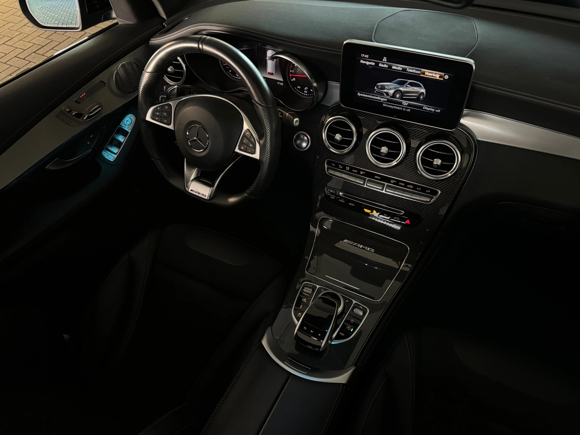 Hoofdafbeelding Mercedes-Benz GLC