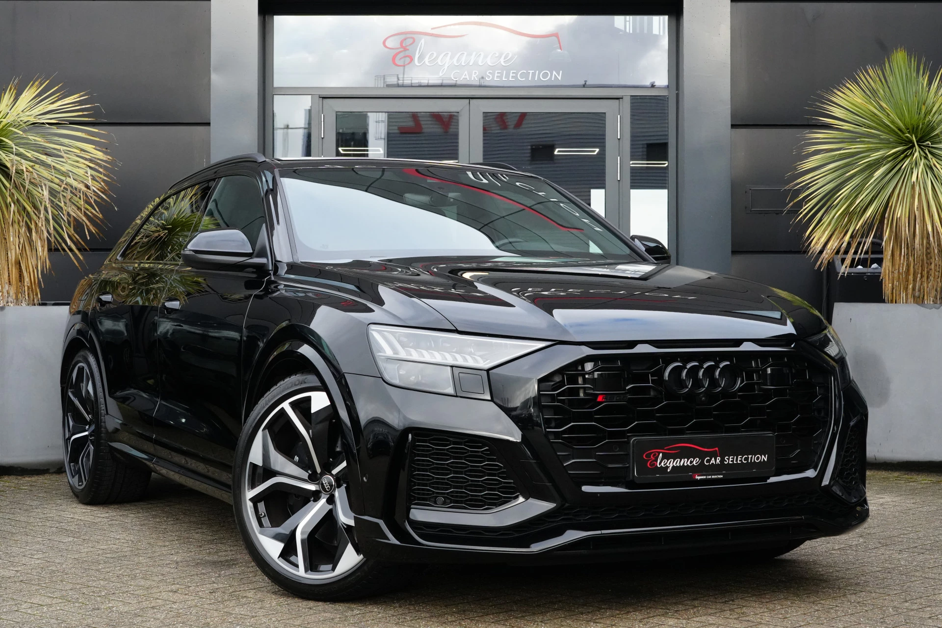 Hoofdafbeelding Audi RSQ8