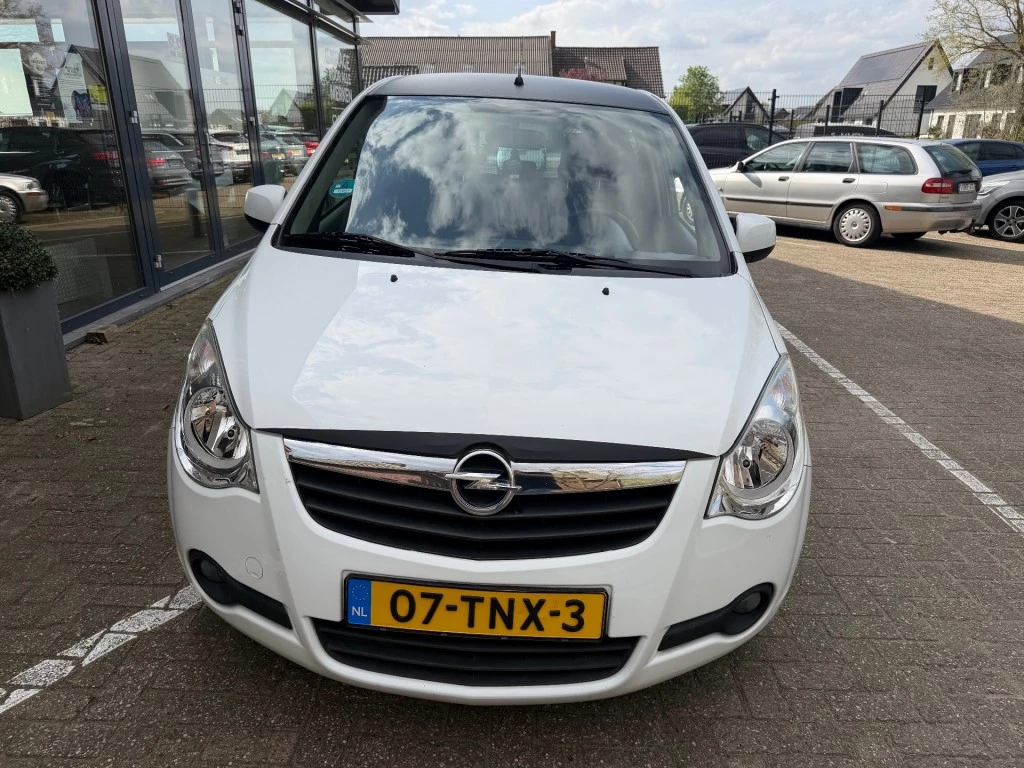 Hoofdafbeelding Opel Agila
