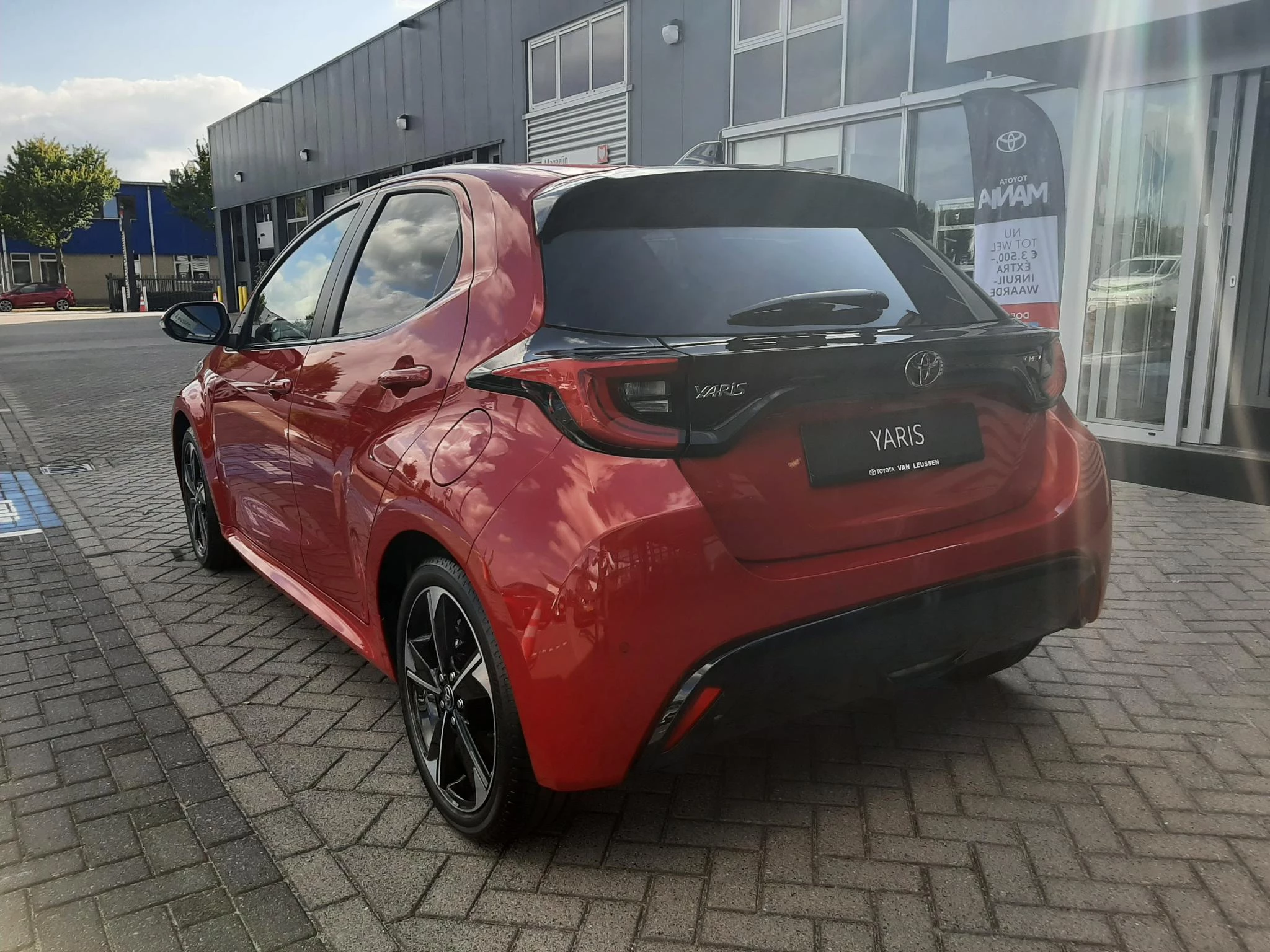 Hoofdafbeelding Toyota Yaris