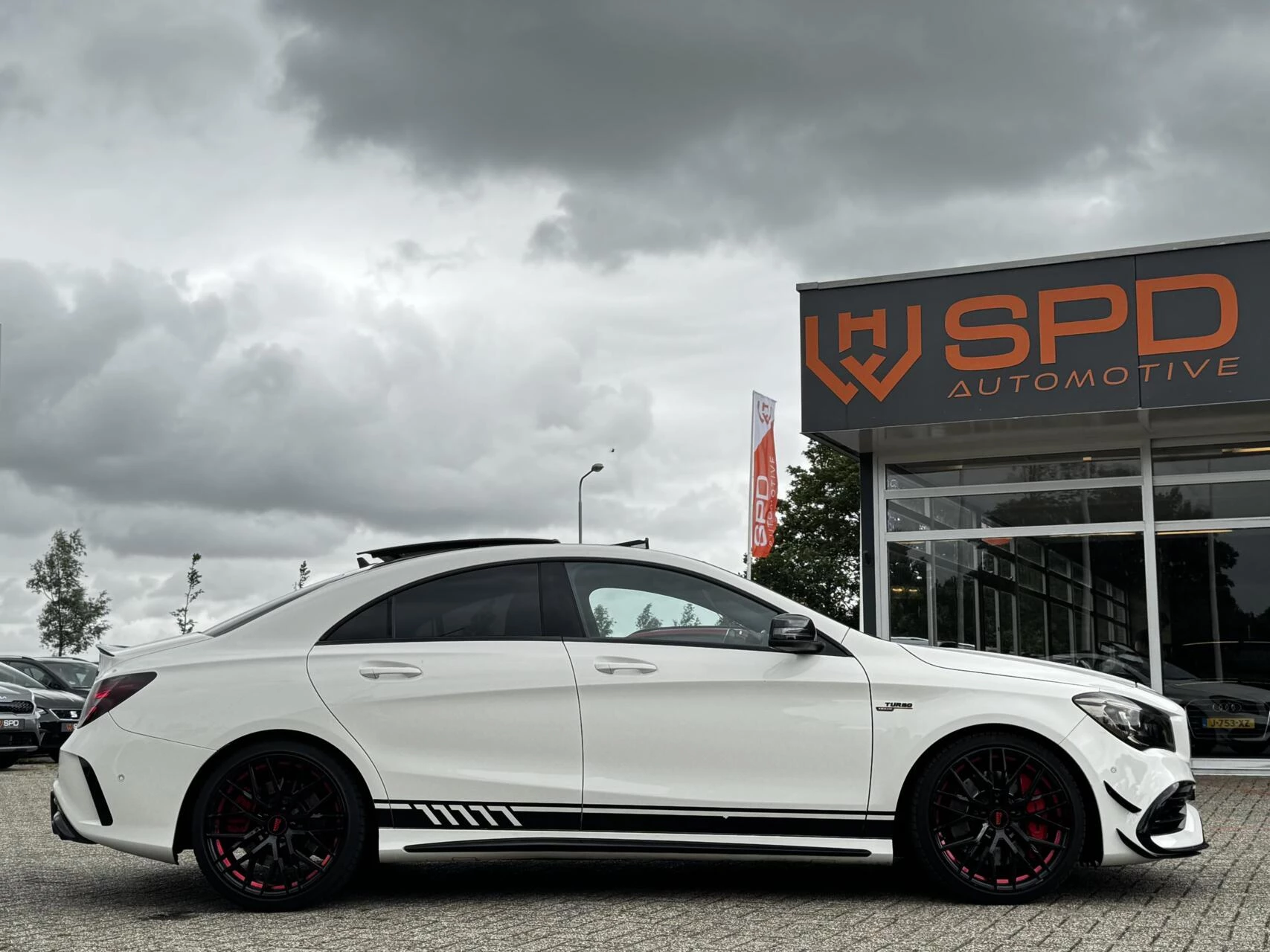 Hoofdafbeelding Mercedes-Benz CLA