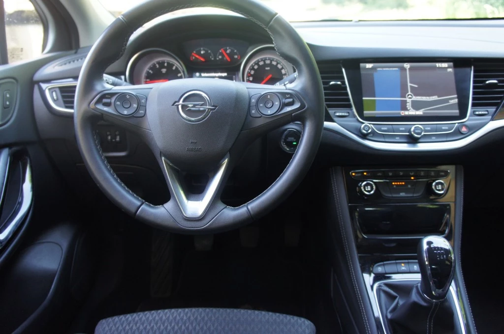 Hoofdafbeelding Opel Astra