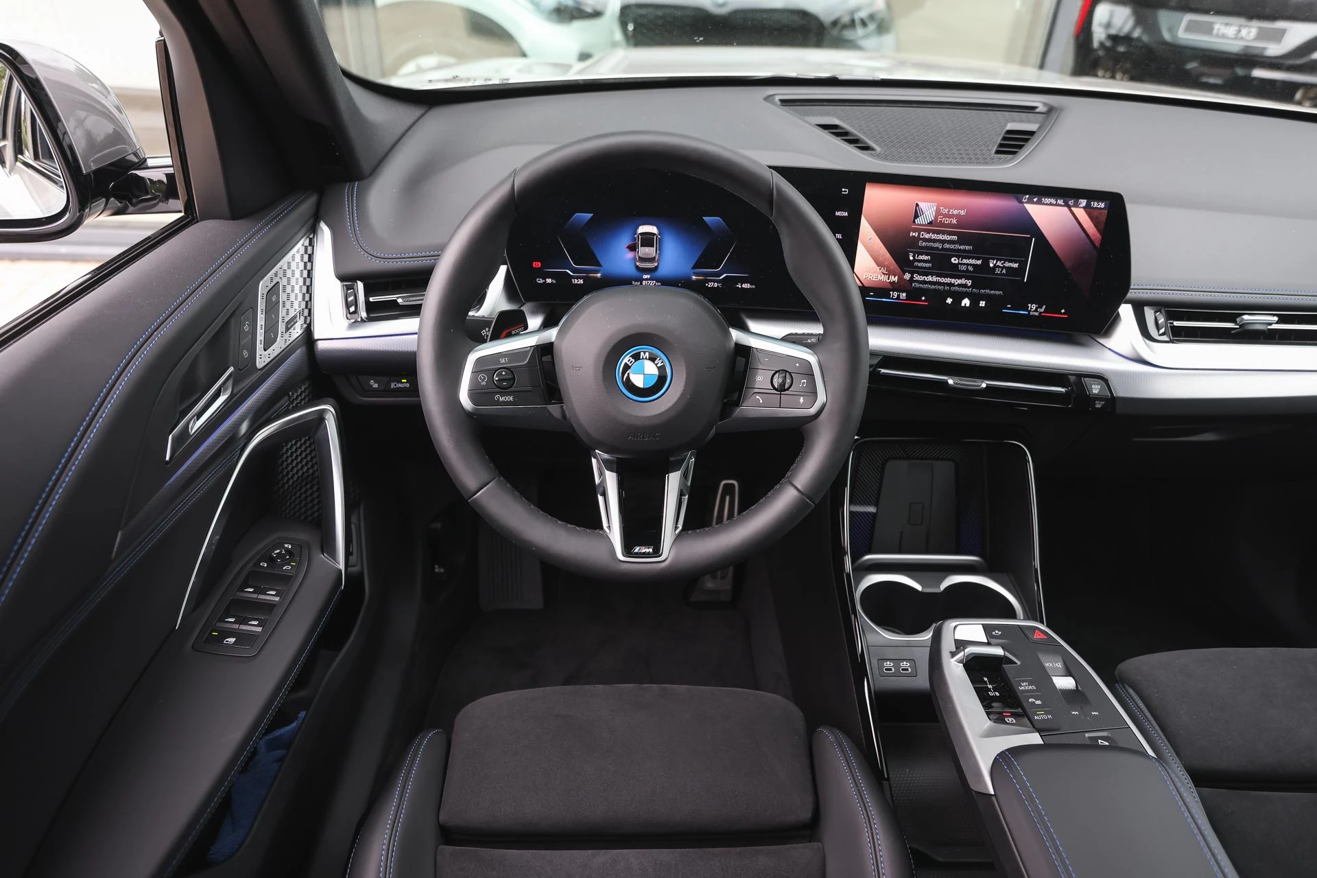 Hoofdafbeelding BMW iX1