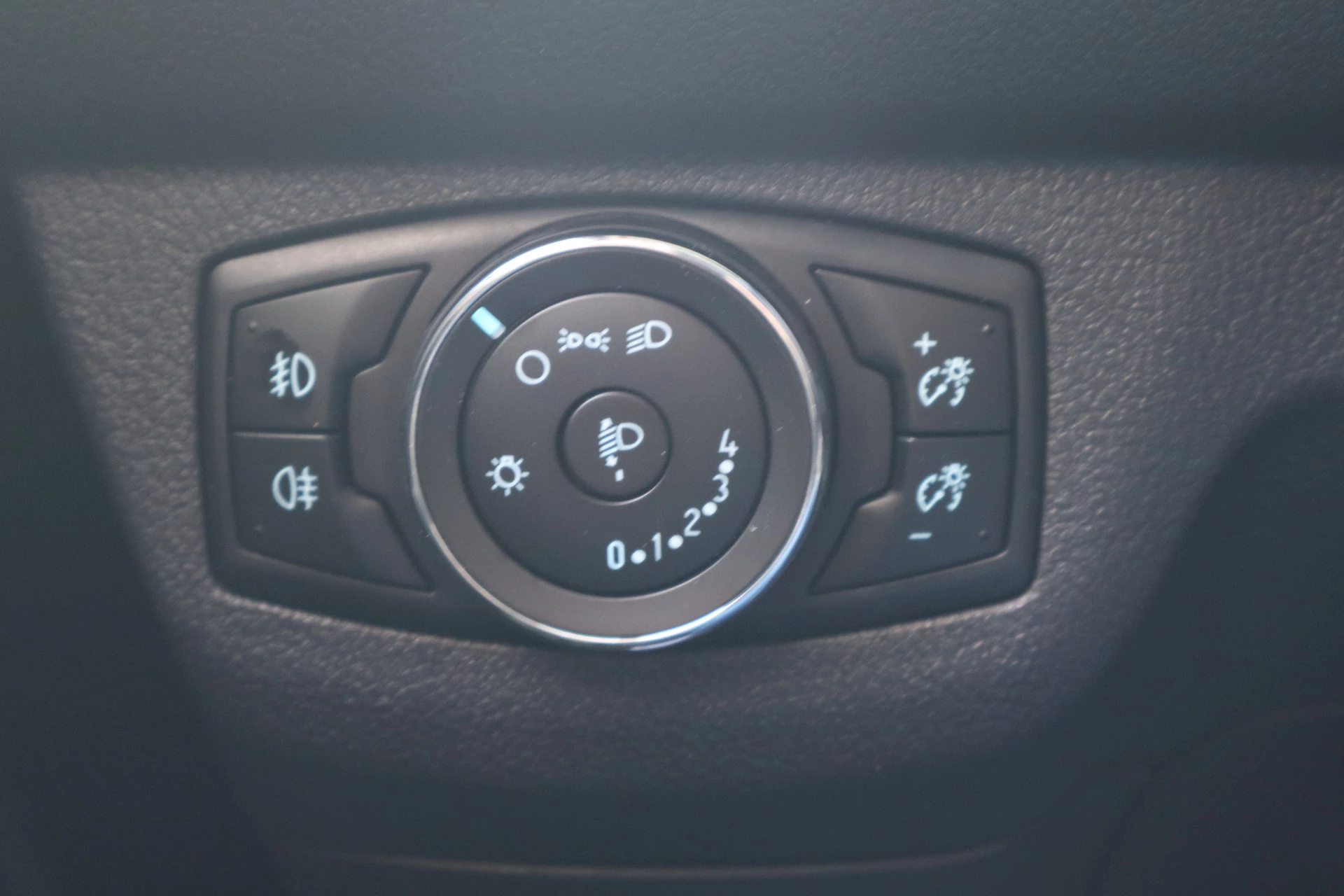 Hoofdafbeelding Ford Transit Courier