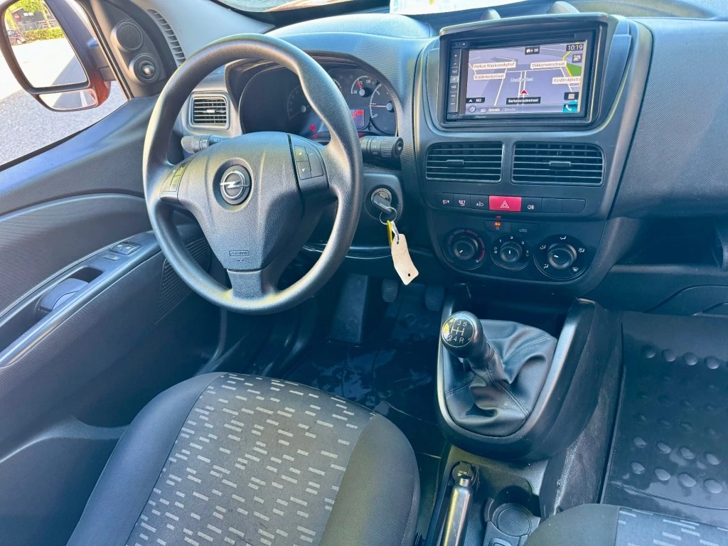 Hoofdafbeelding Opel Combo