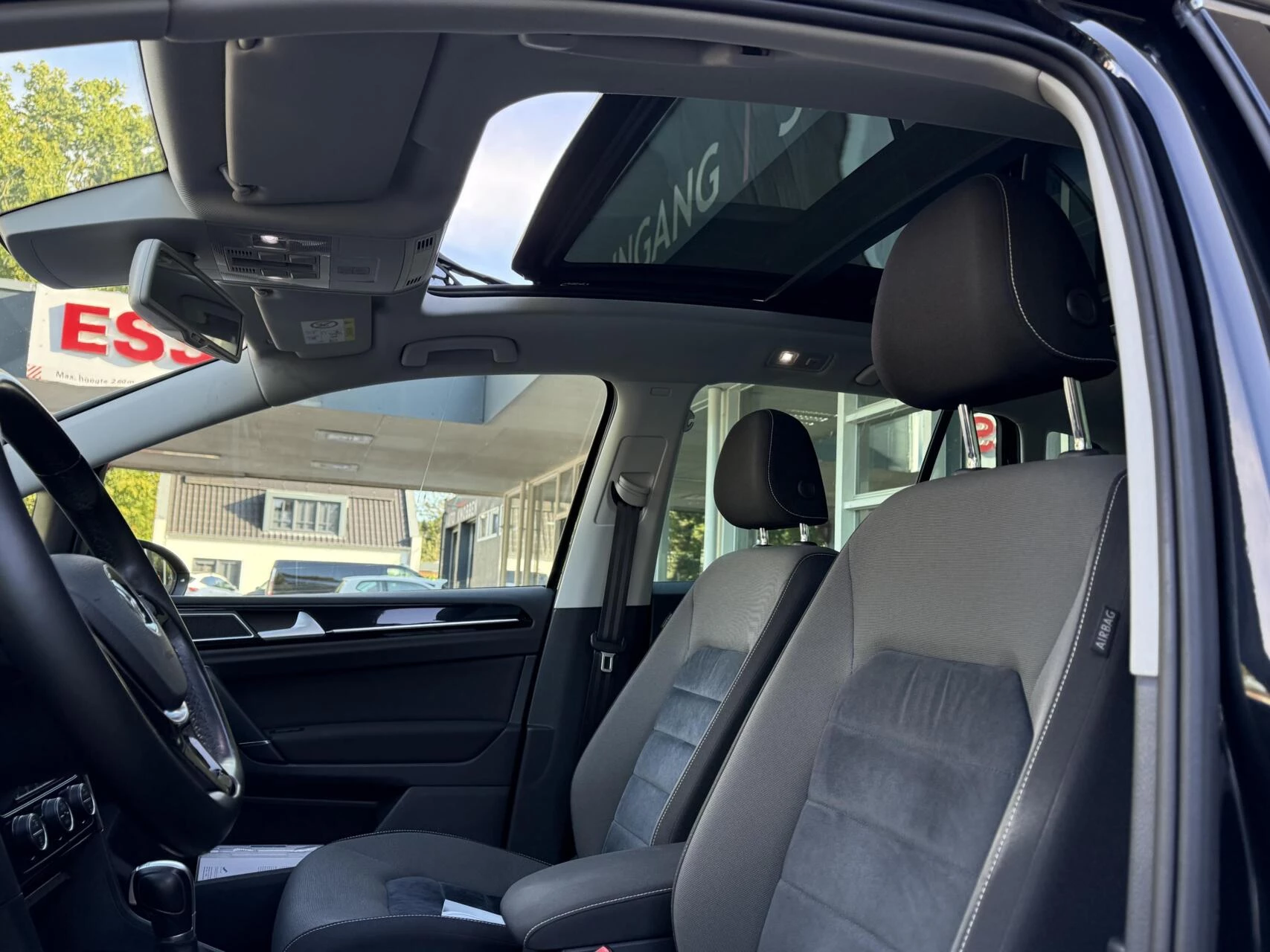 Hoofdafbeelding Volkswagen Golf Sportsvan