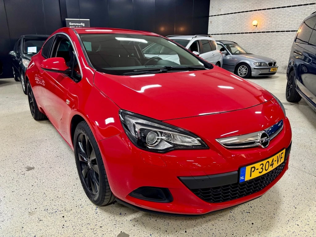 Hoofdafbeelding Opel Astra
