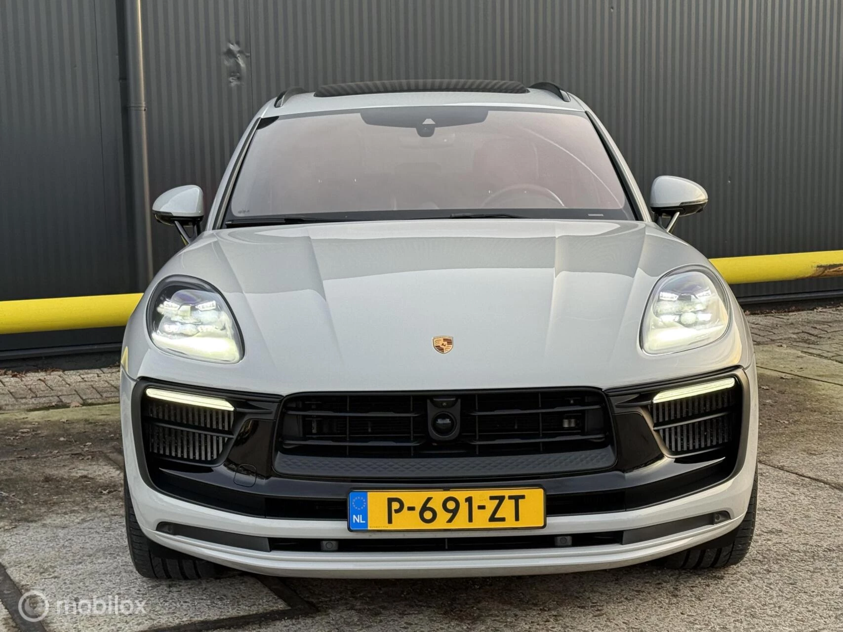 Hoofdafbeelding Porsche Macan