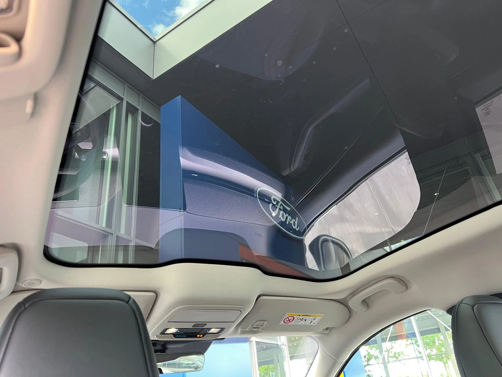 Hoofdafbeelding Ford Mustang Mach-E