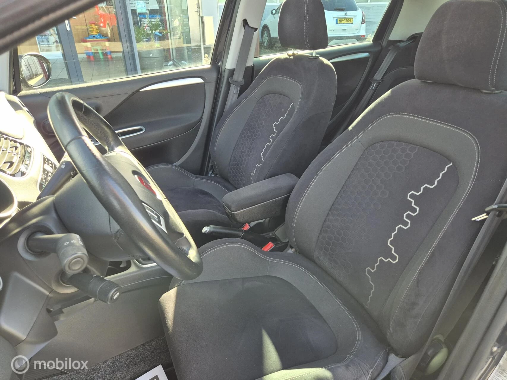 Hoofdafbeelding Fiat Punto