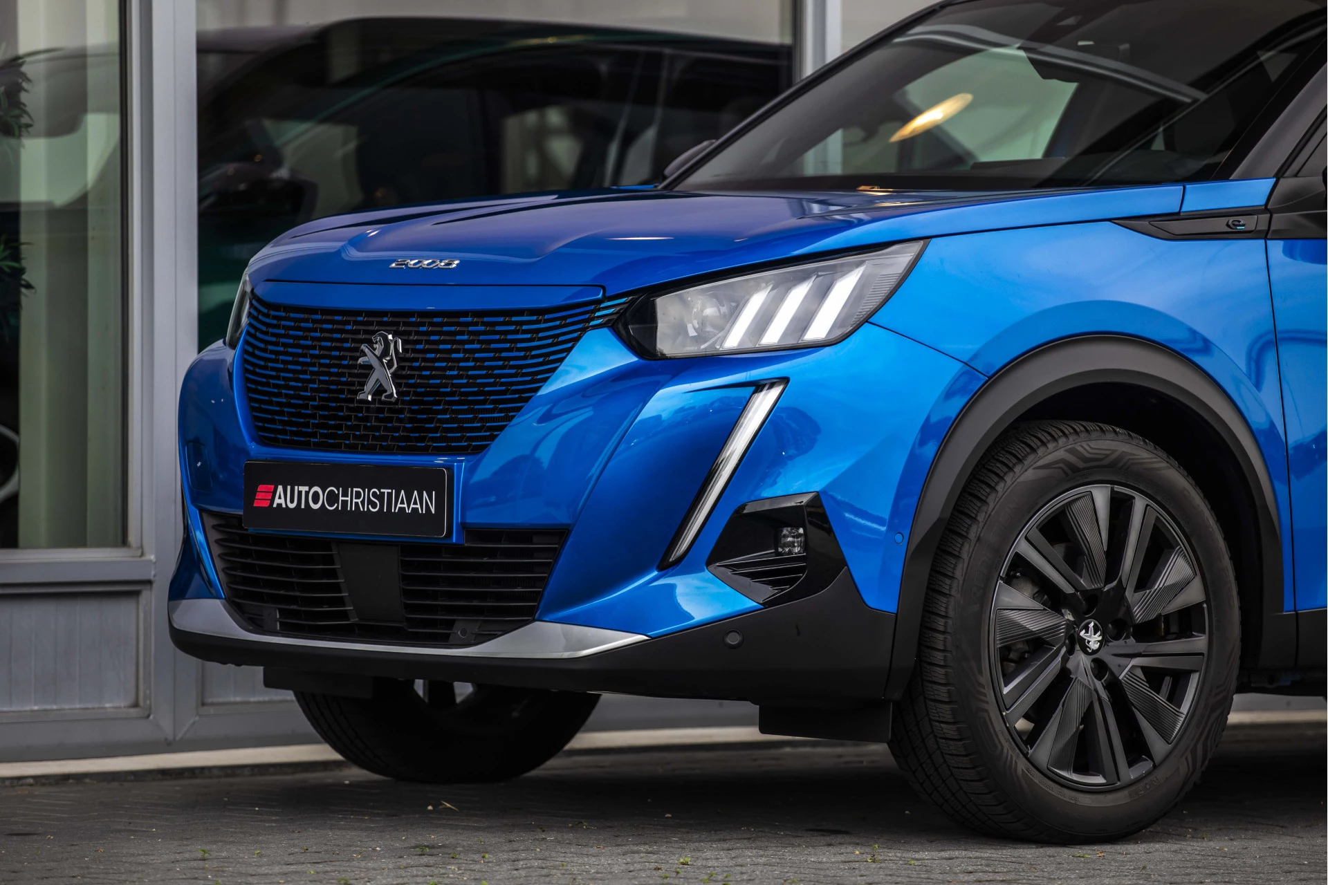 Hoofdafbeelding Peugeot e-2008