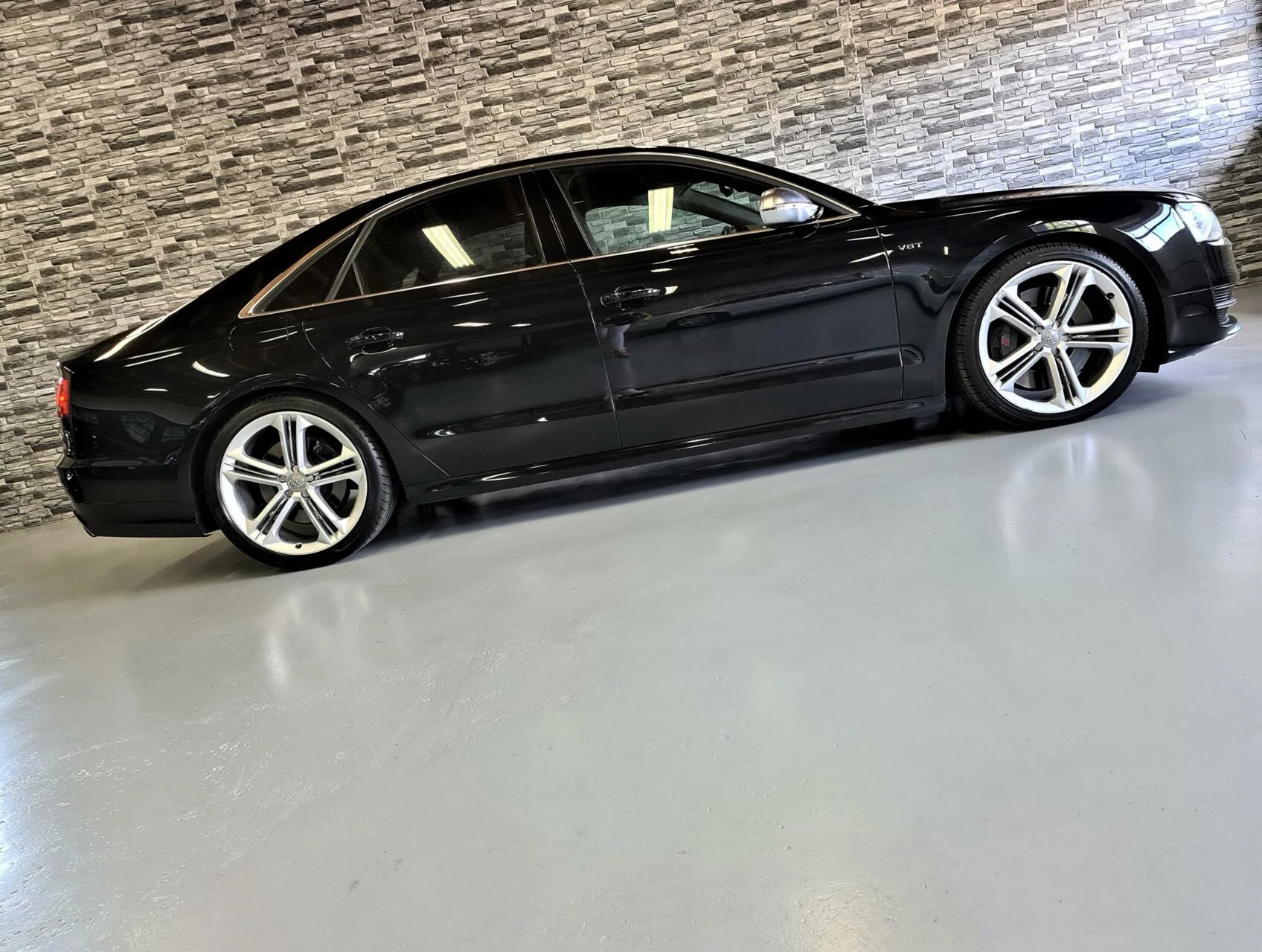 Hoofdafbeelding Audi S8