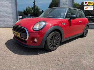 Mini Mini 1.5 Cooper Business Automaat | Navigatie | Parkeersensoren achter | Airco