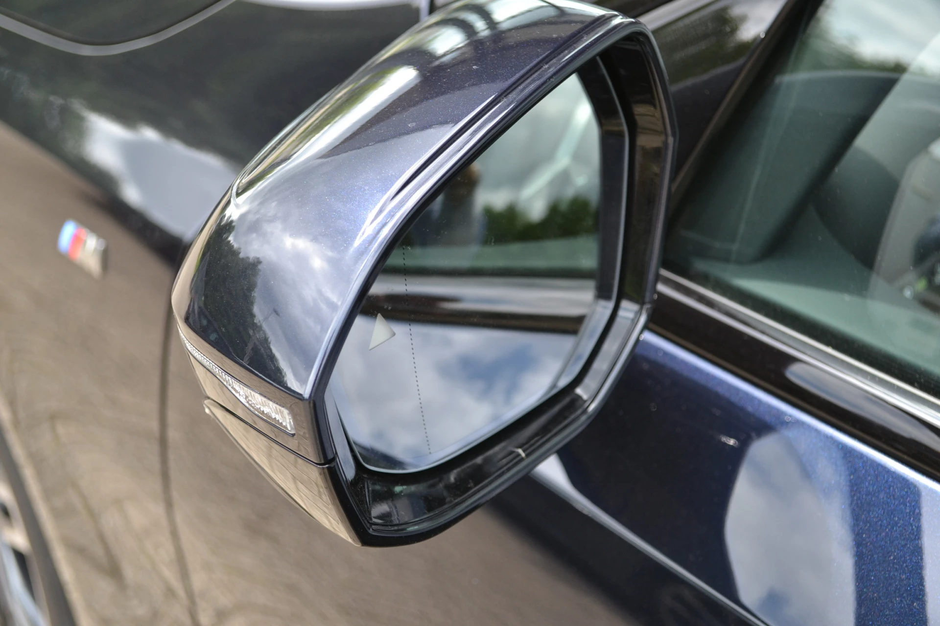 Hoofdafbeelding BMW i5