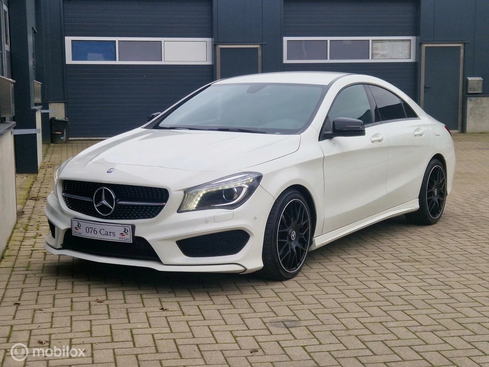 Hoofdafbeelding Mercedes-Benz CLA