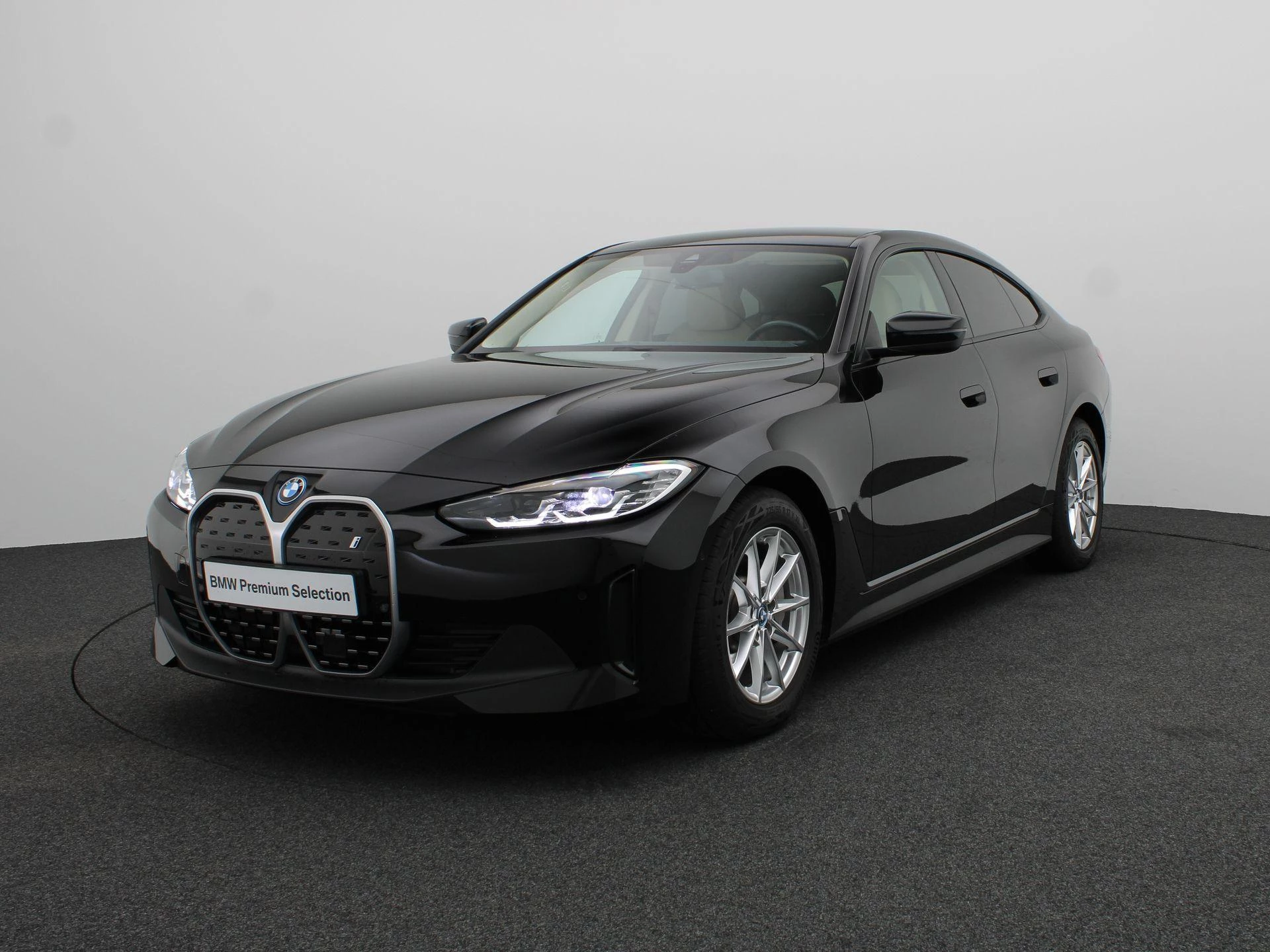 Hoofdafbeelding BMW i4