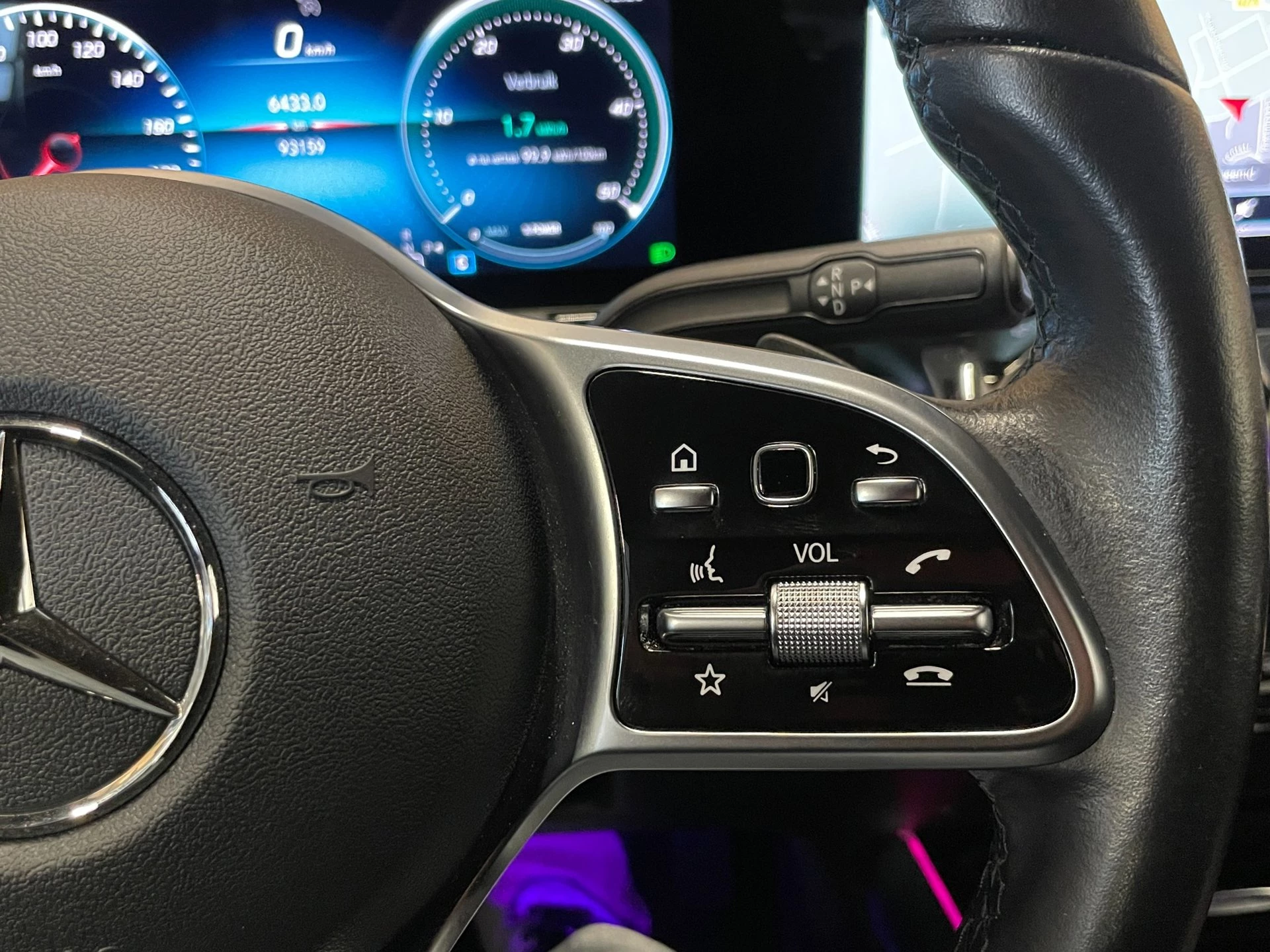 Hoofdafbeelding Mercedes-Benz EQA