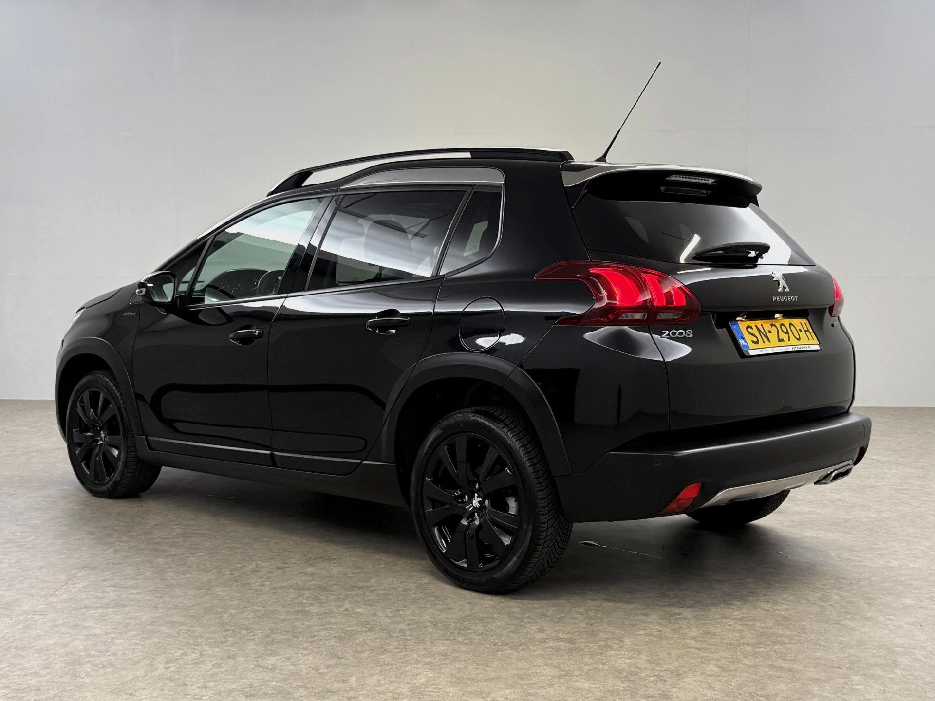 Hoofdafbeelding Peugeot 2008