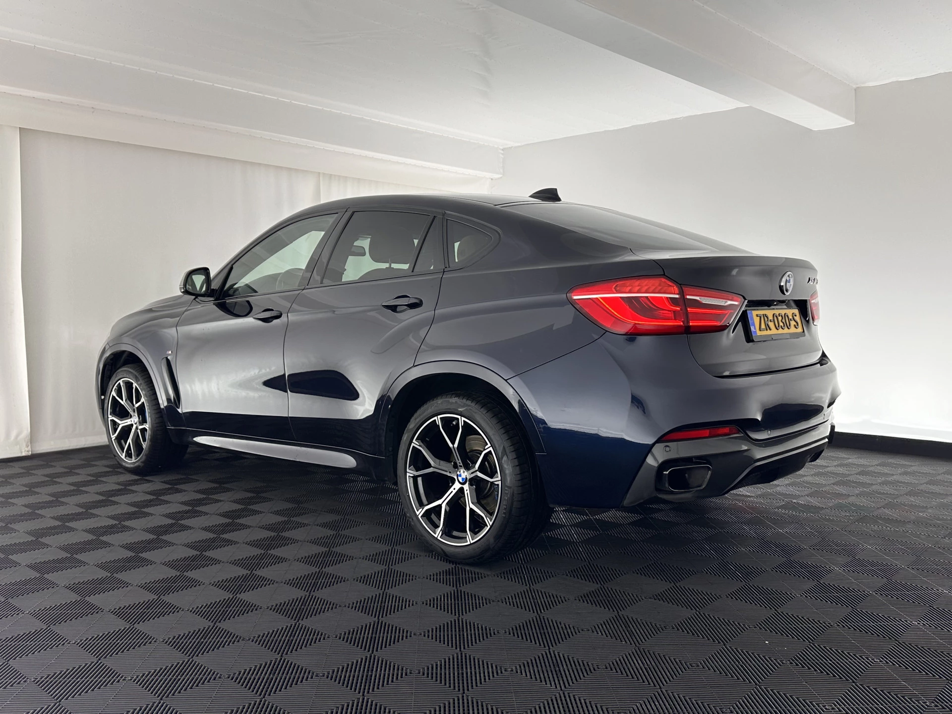 Hoofdafbeelding BMW X6