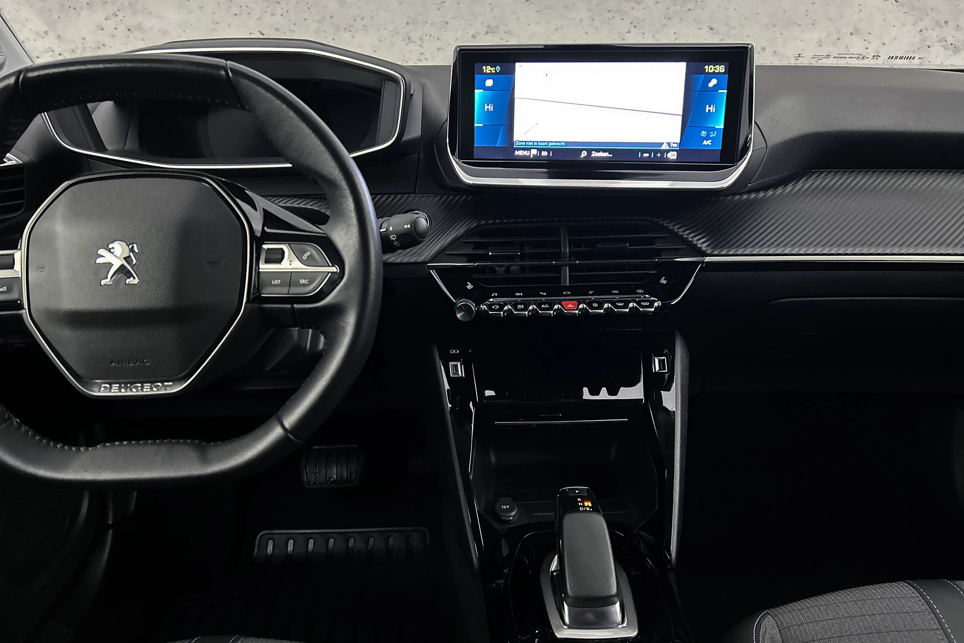 Hoofdafbeelding Peugeot e-2008