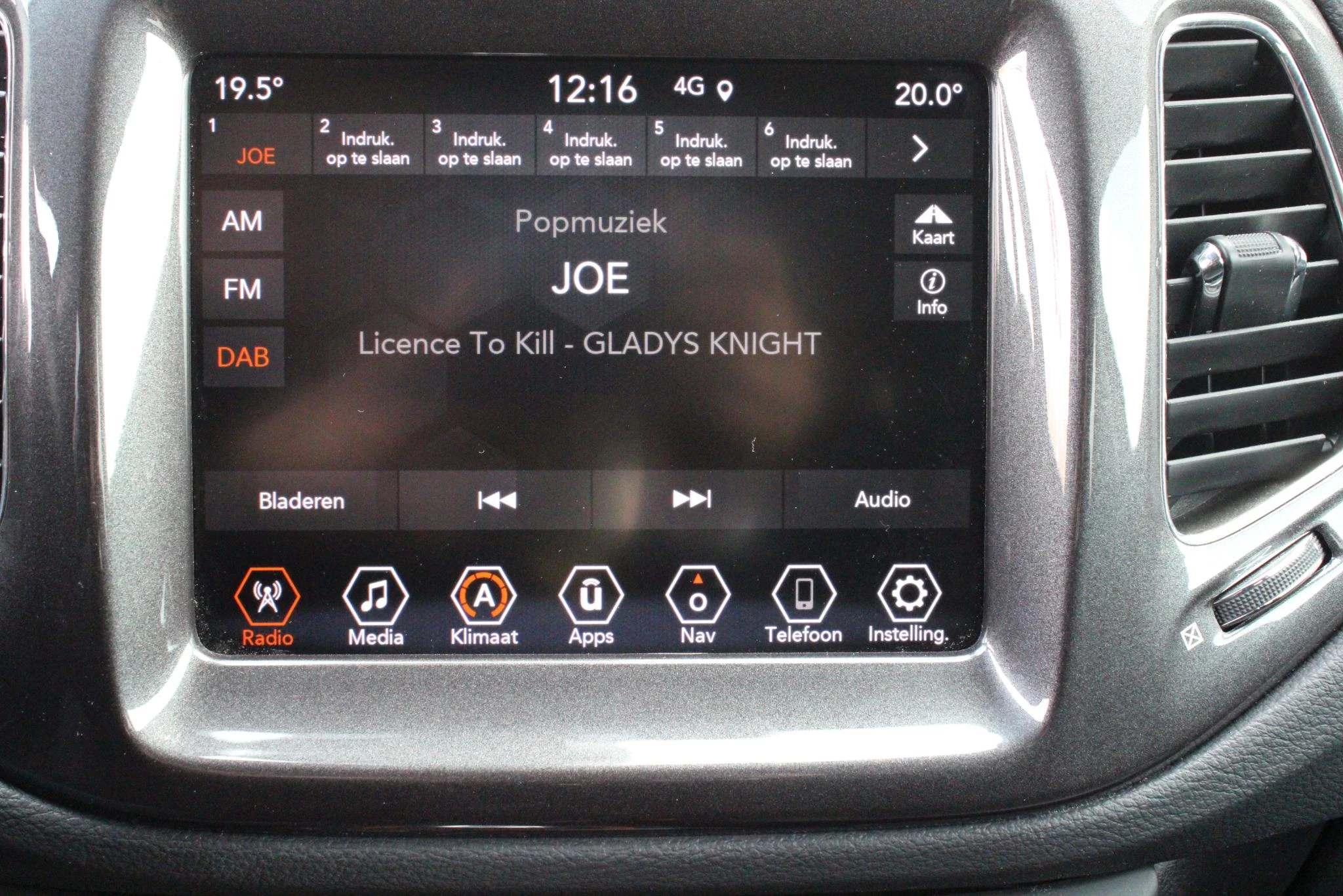 Hoofdafbeelding Jeep Compass