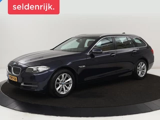 BMW 5-serie 528xi Luxury Edition | Leder |  Achterbankverwarming | Comfortstoelen | Navigatie | Xenon | Memory | Cruise control