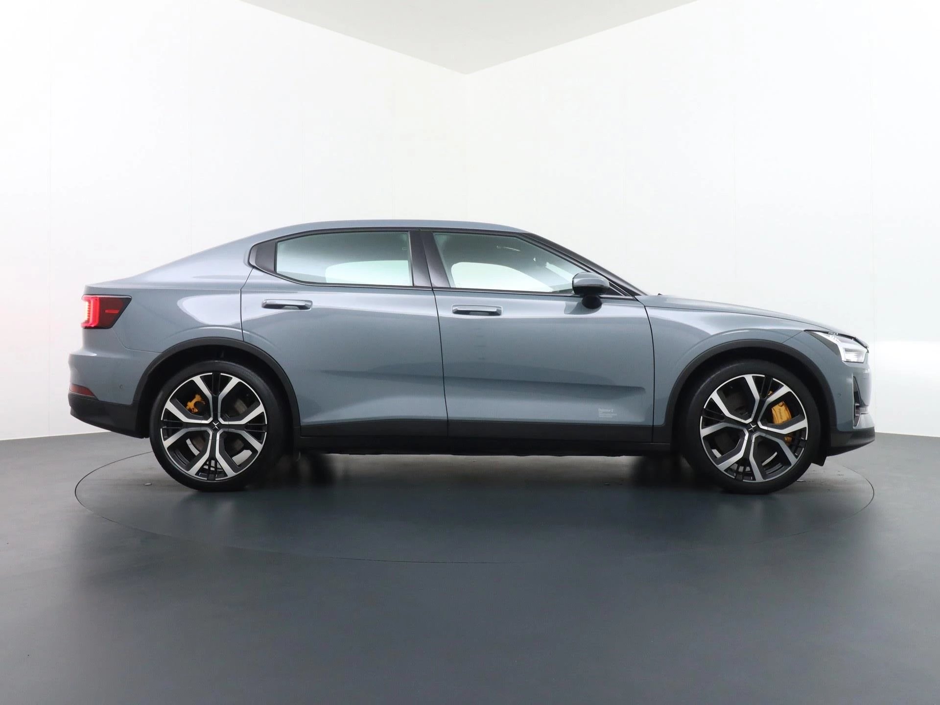 Hoofdafbeelding Polestar 2