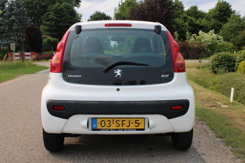 Hoofdafbeelding Peugeot 107