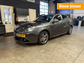 Hoofdafbeelding Alfa Romeo Giulietta Alfa Romeo Giulietta 1.4 T 170pk Quadrifoglio Verde Line,Bose,Stoelverw,Leer/Alcantara,Clima,PDC,