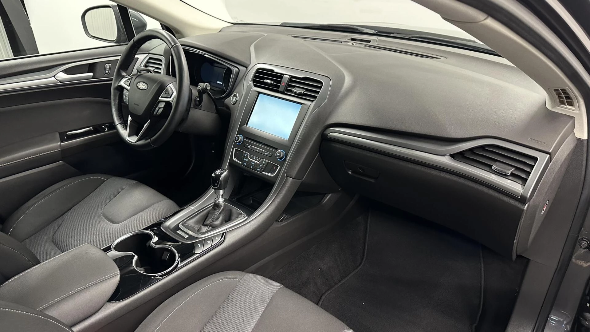 Hoofdafbeelding Ford Mondeo