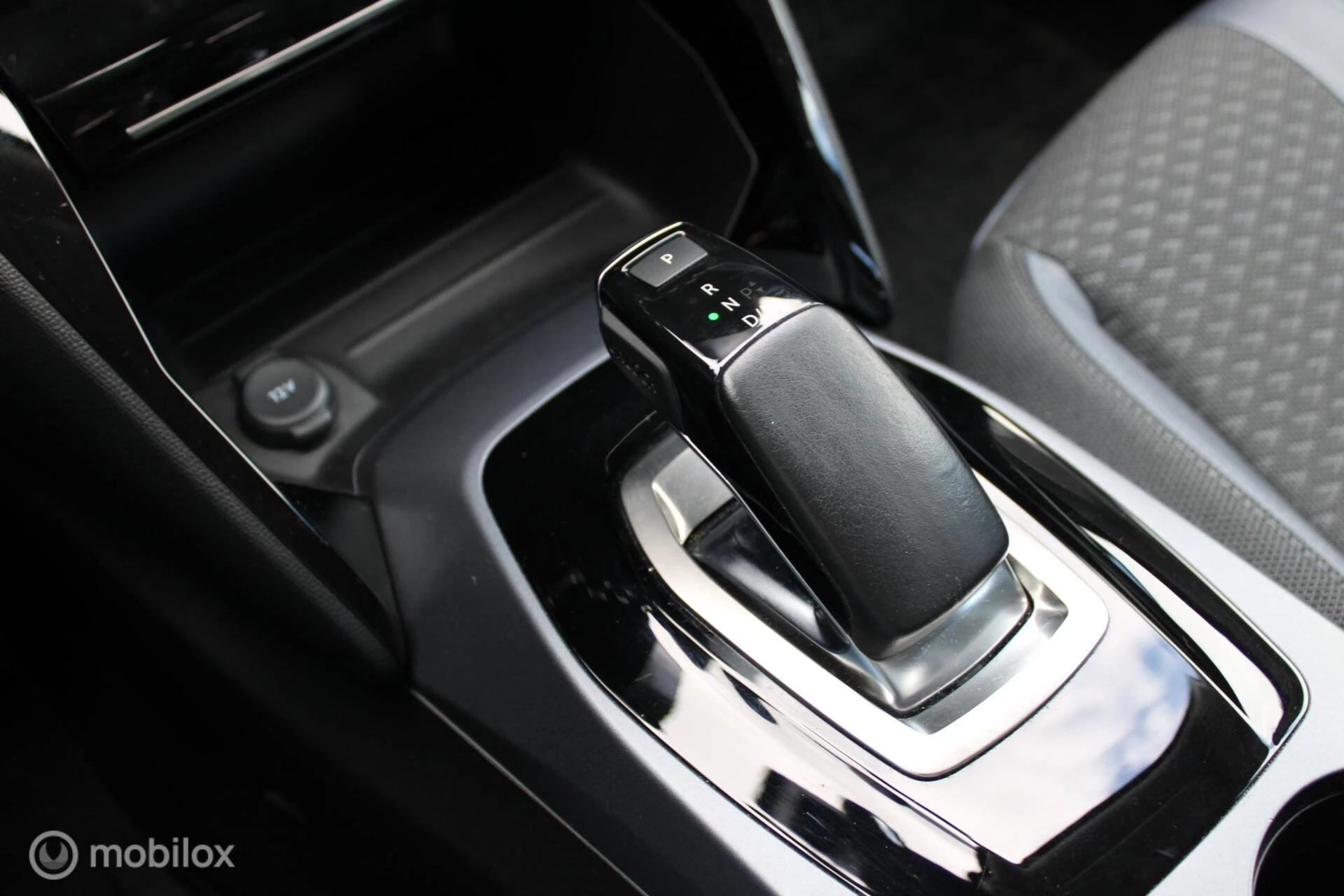 Hoofdafbeelding Peugeot e-2008