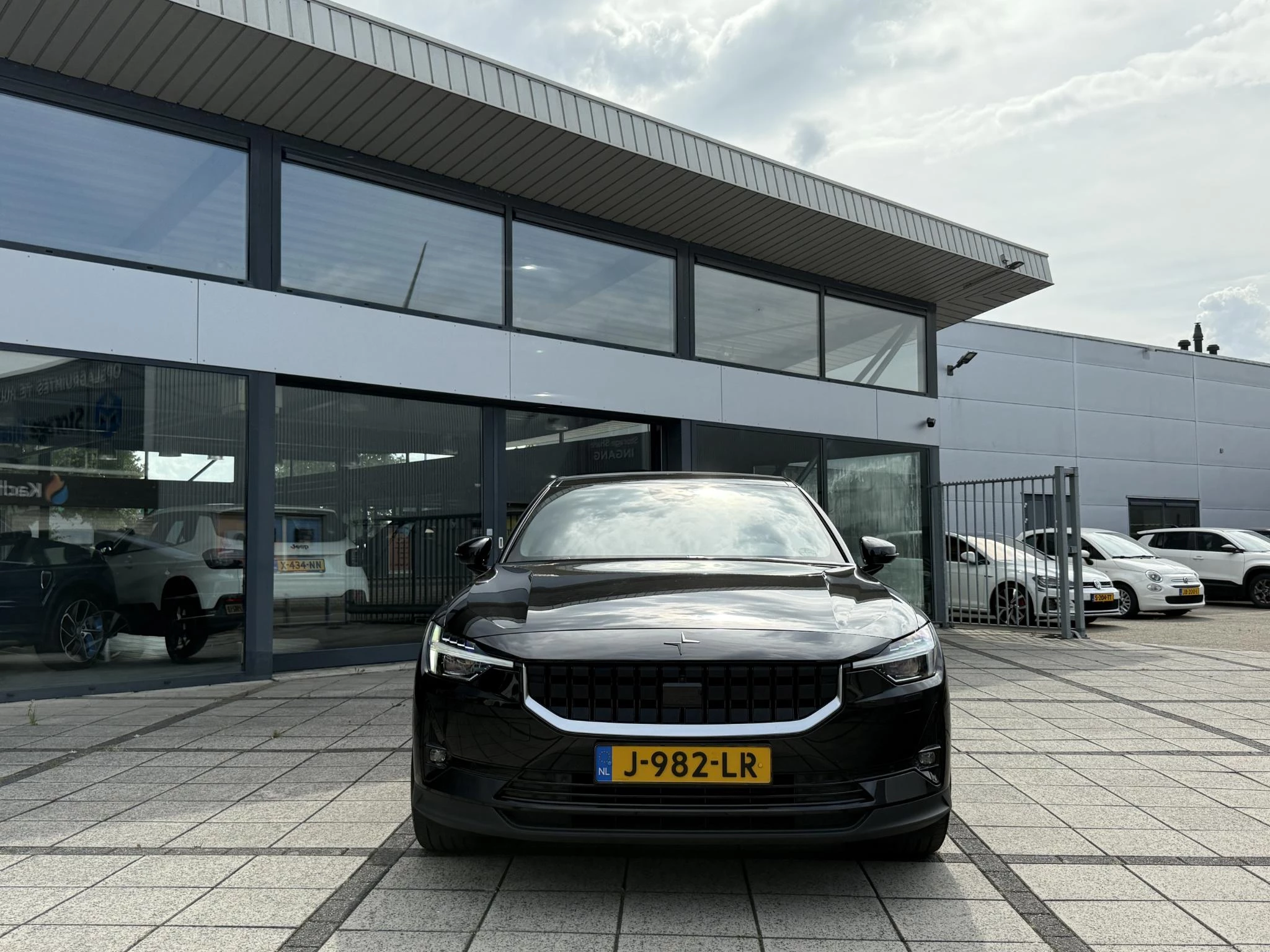 Hoofdafbeelding Polestar 2