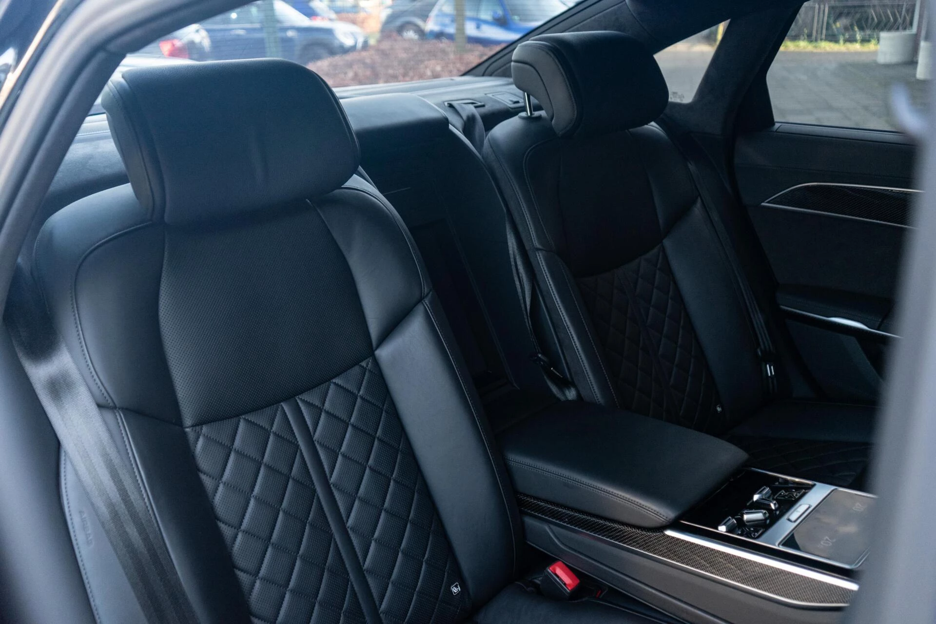 Hoofdafbeelding Audi S8