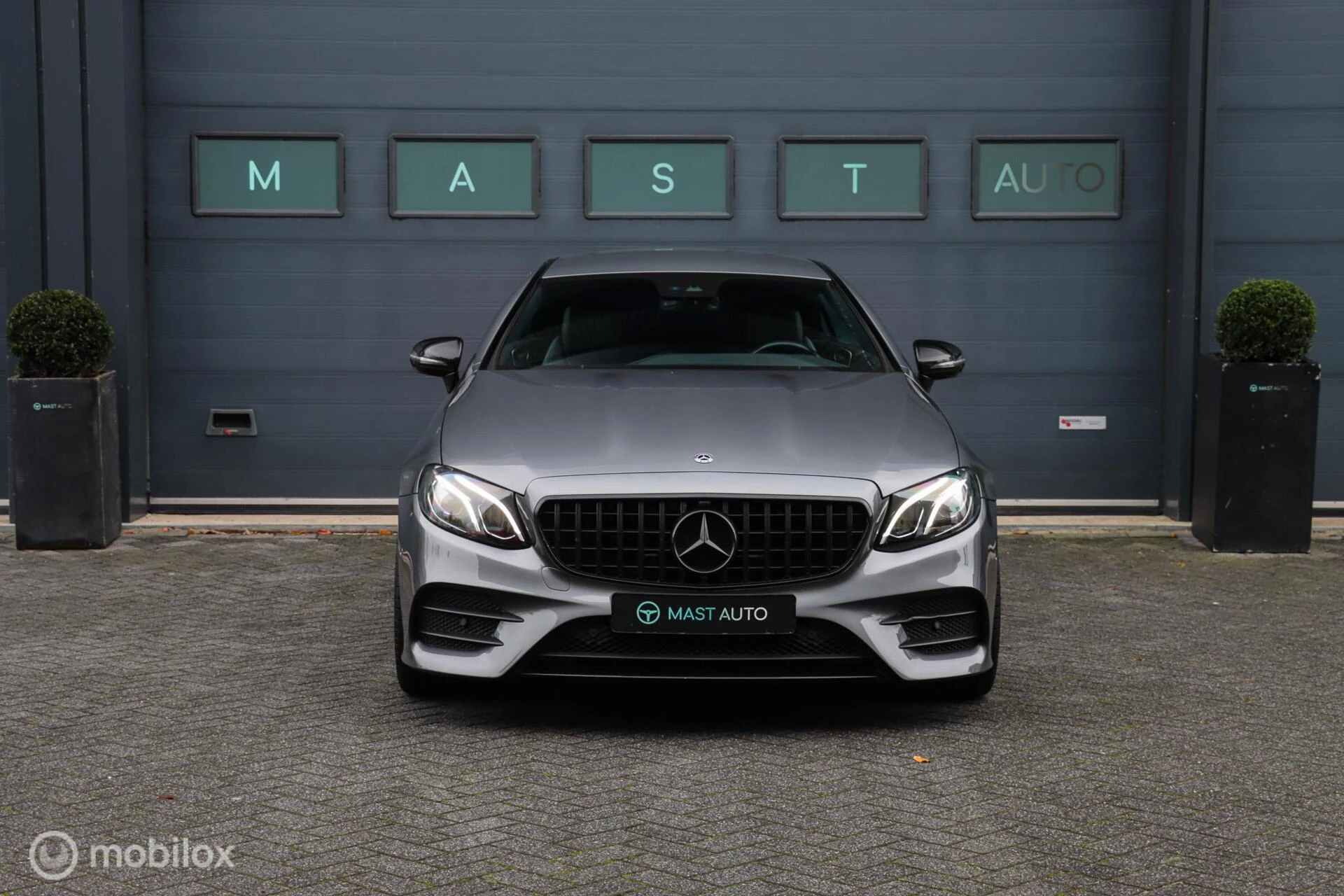 Hoofdafbeelding Mercedes-Benz E-Klasse
